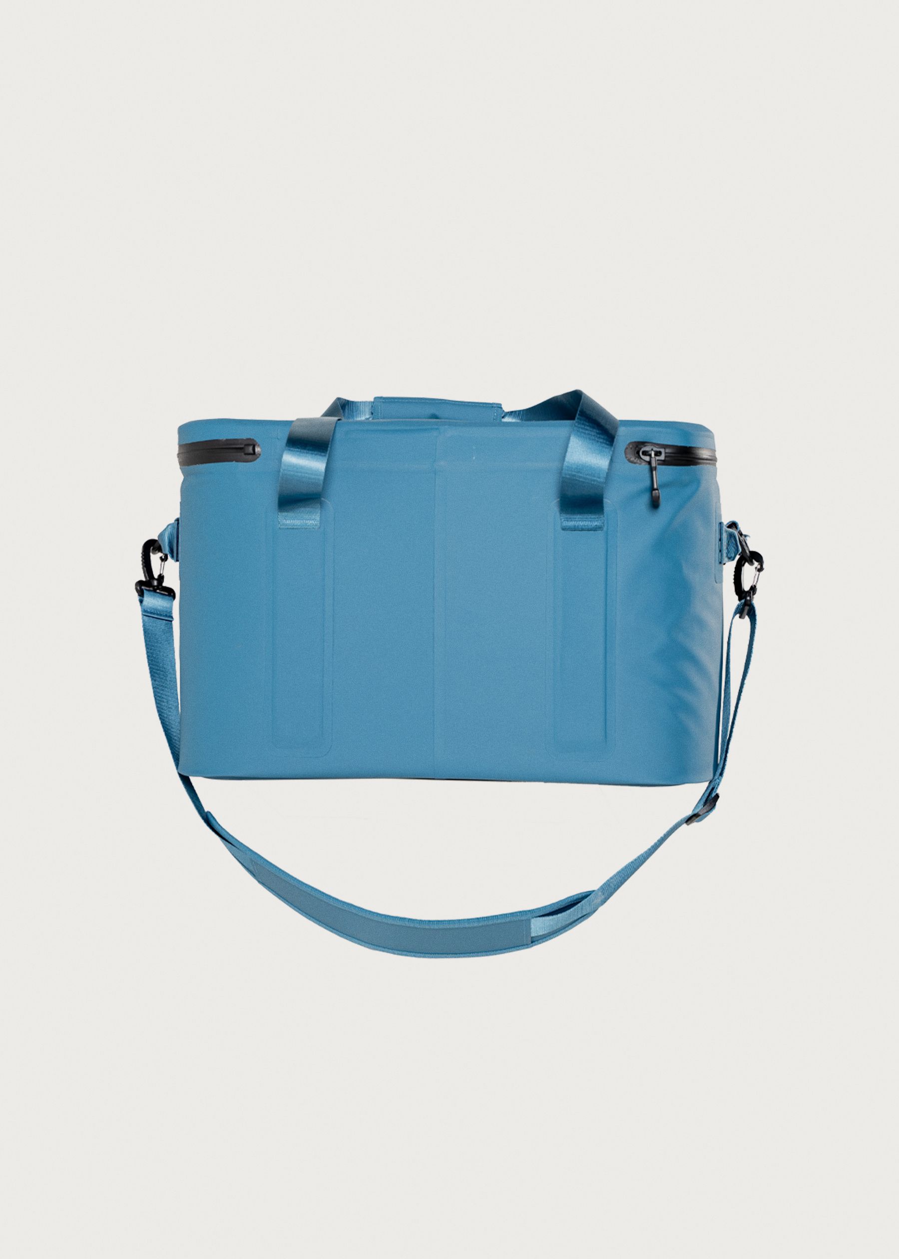 Image - 3 - Waterproof Soft Cooler Bag 30L