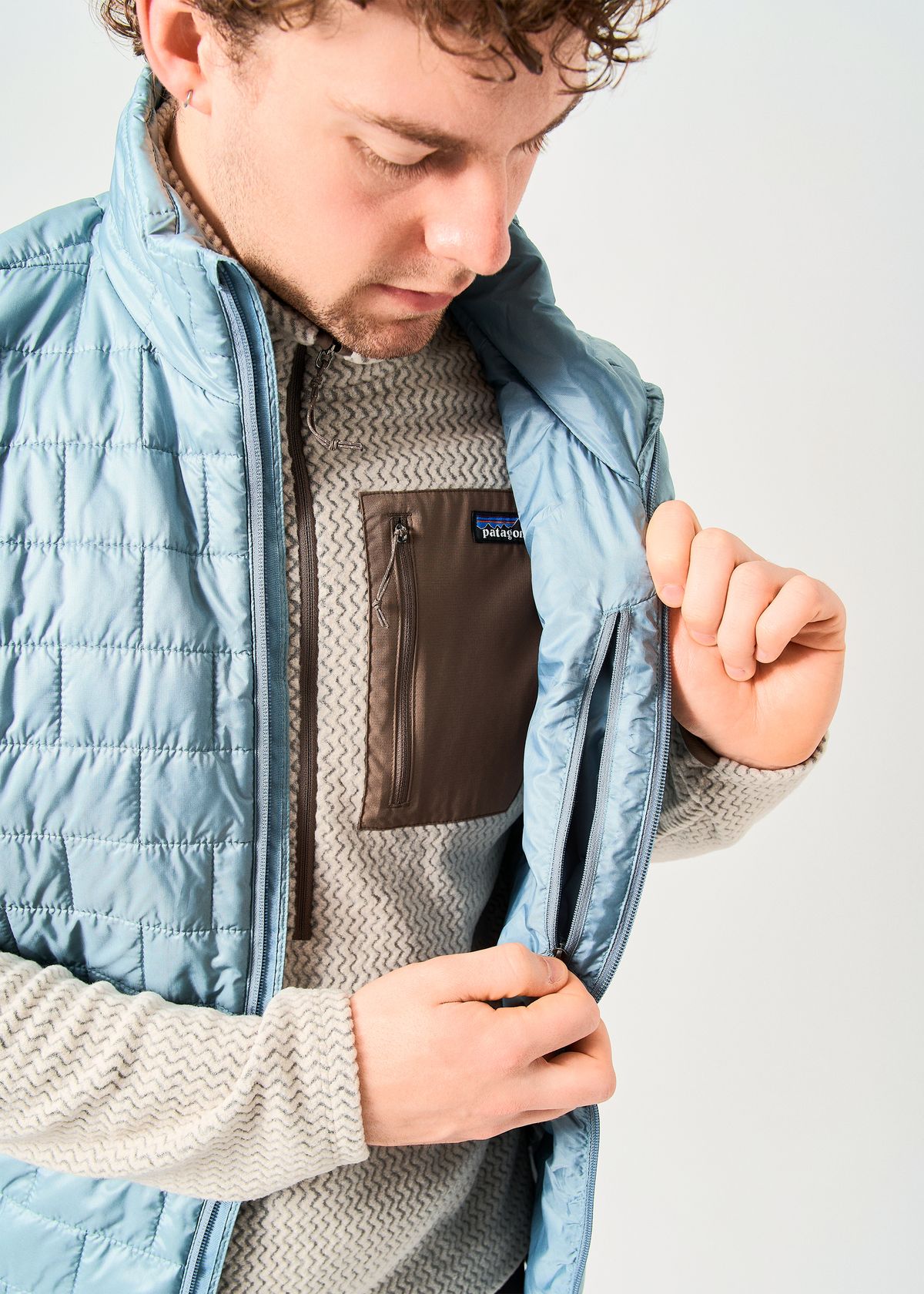 Internal zipped pocket