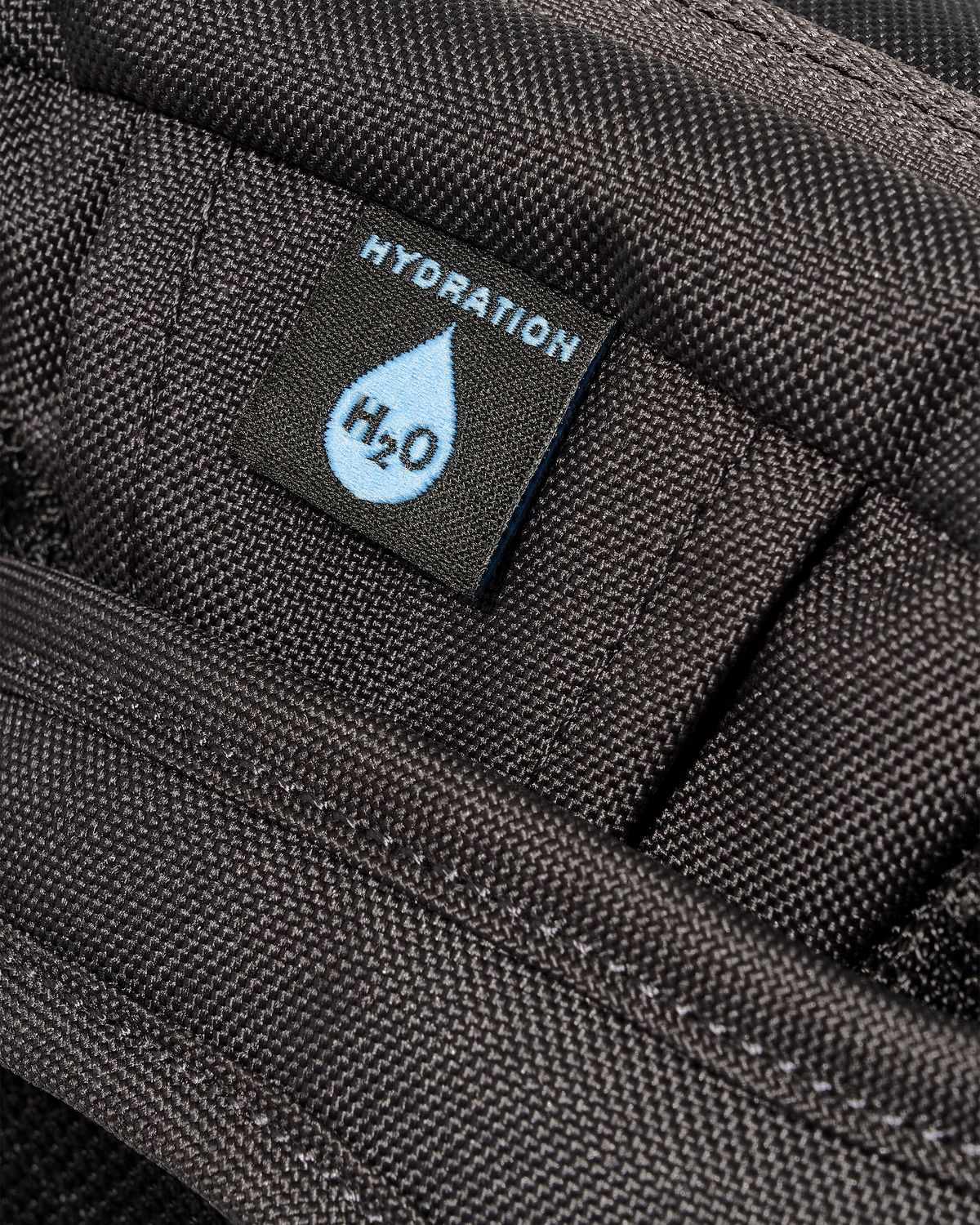 Laptop & hydration bladder compatible