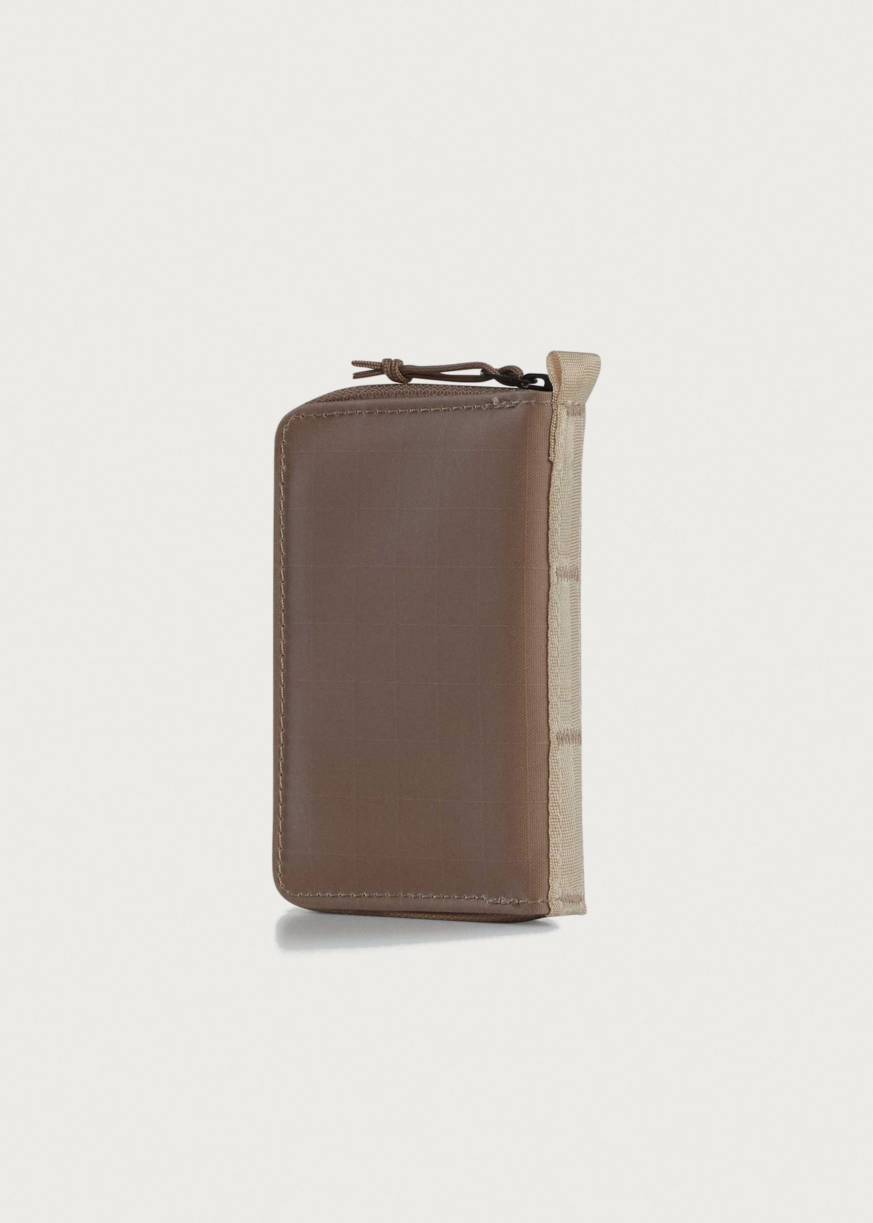 Image - 3 - Base Camp Voyager Wallet