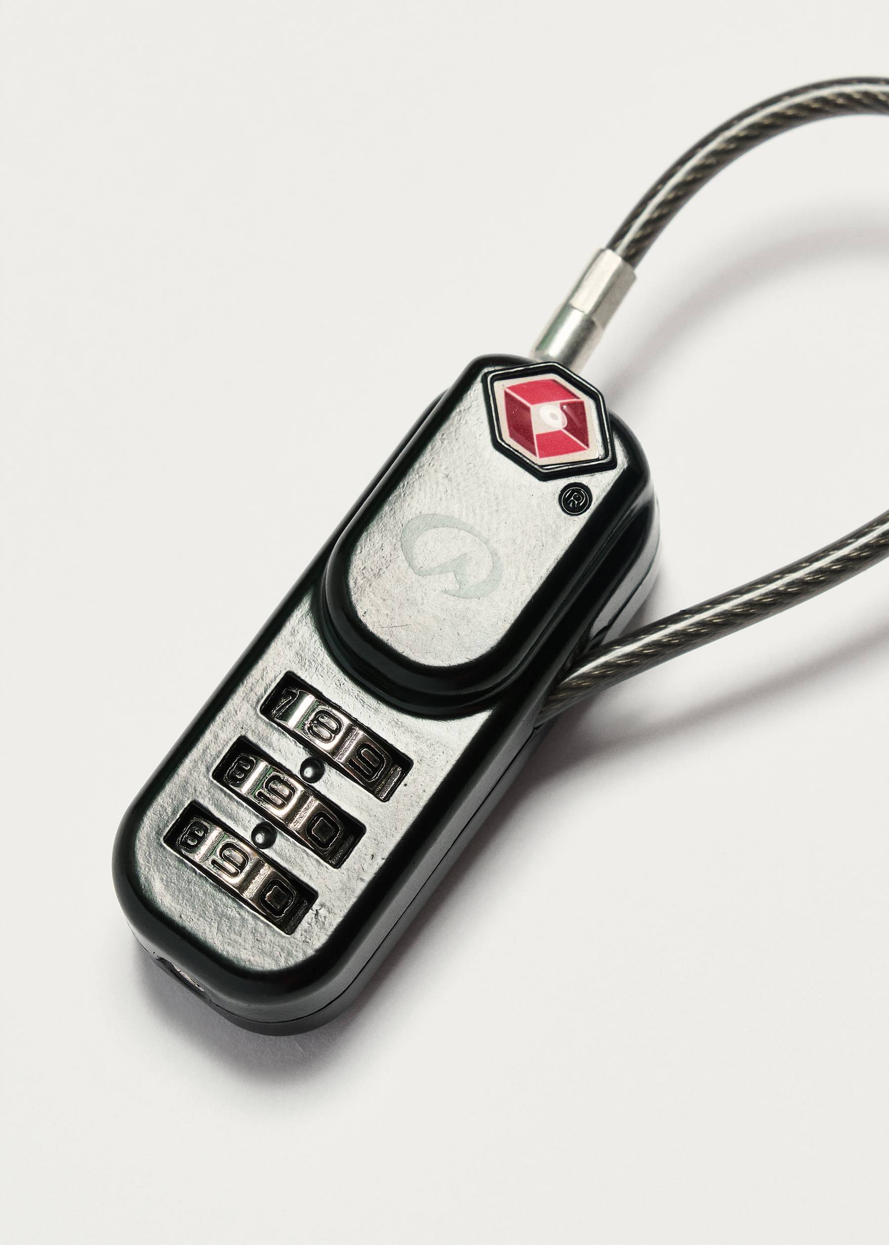 Image - 3 - TSA Zipper Lock