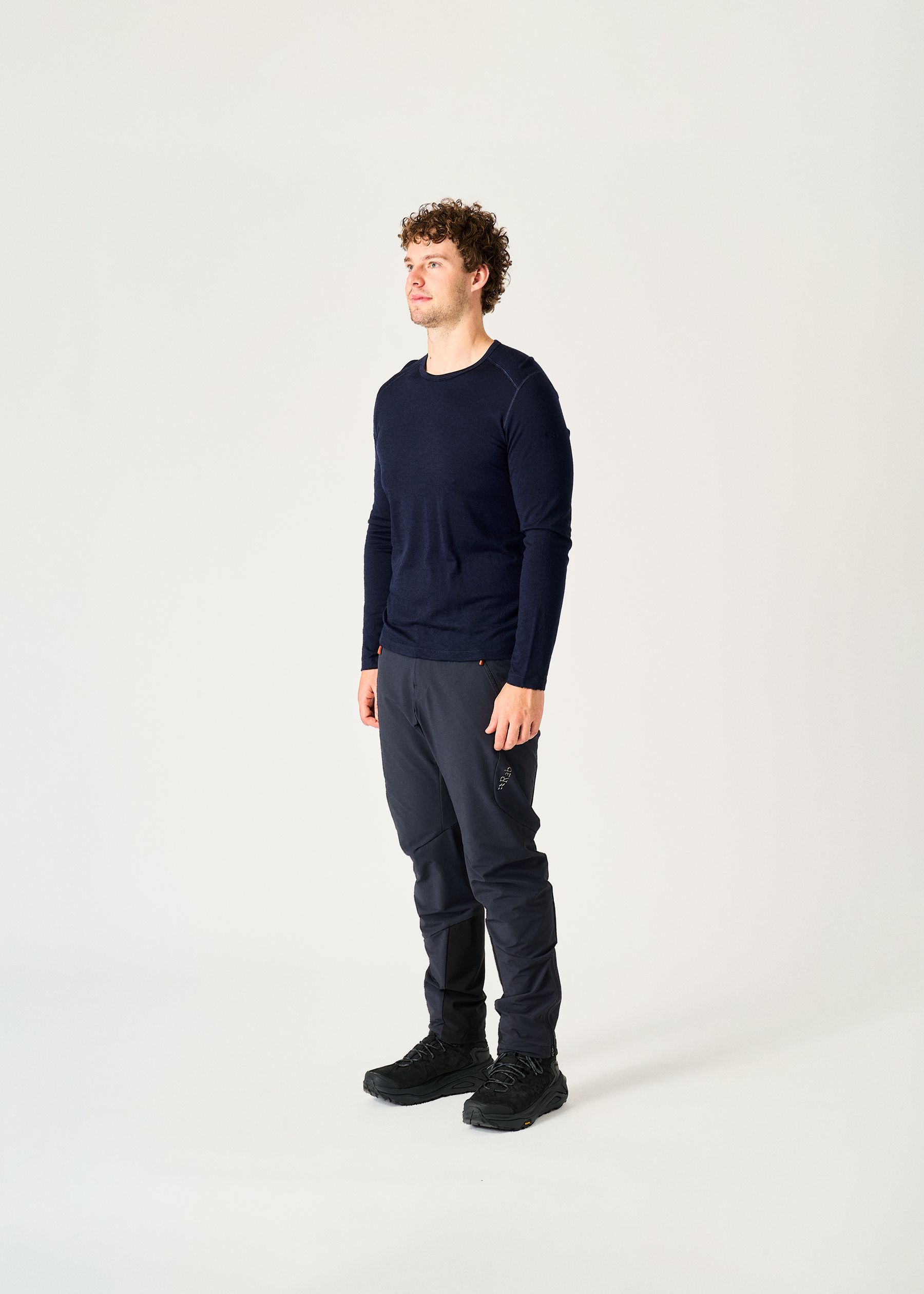 Image - 2 - Bodyfit 200 Oasis Long Sleeved Crew