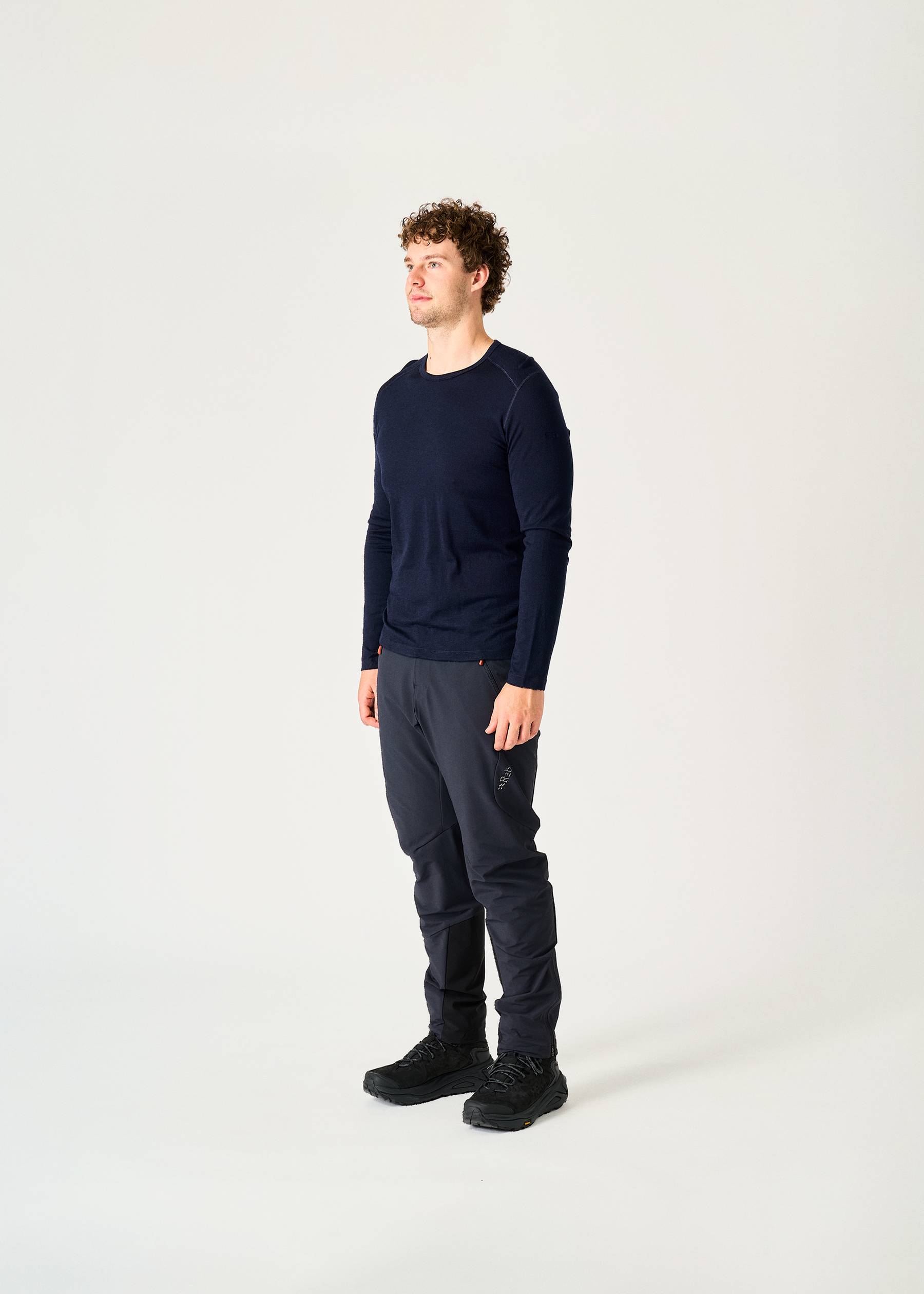Image - 2 - Bodyfit 200 Oasis Long Sleeved Crew