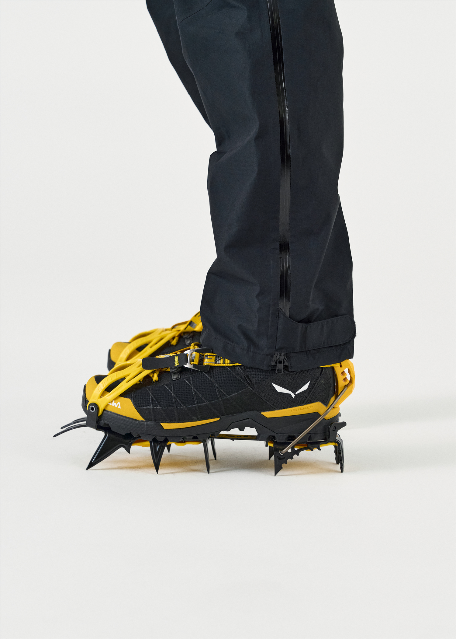 【新品未使用】 SALE！OHOTORO Mountain Wind Pants mountain wind pants | OHOTORO