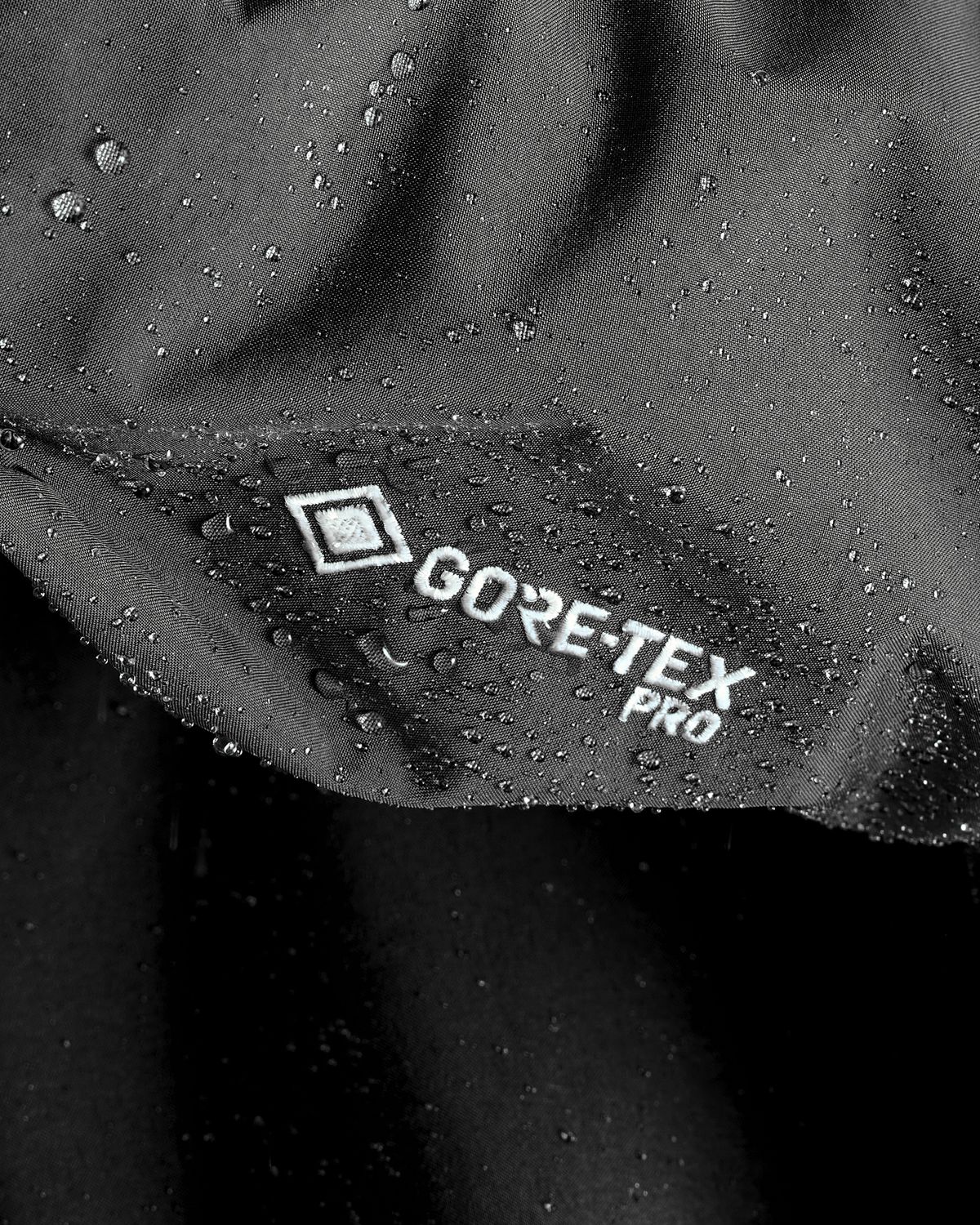 GORE-TEX Pro ePE waterproof protection