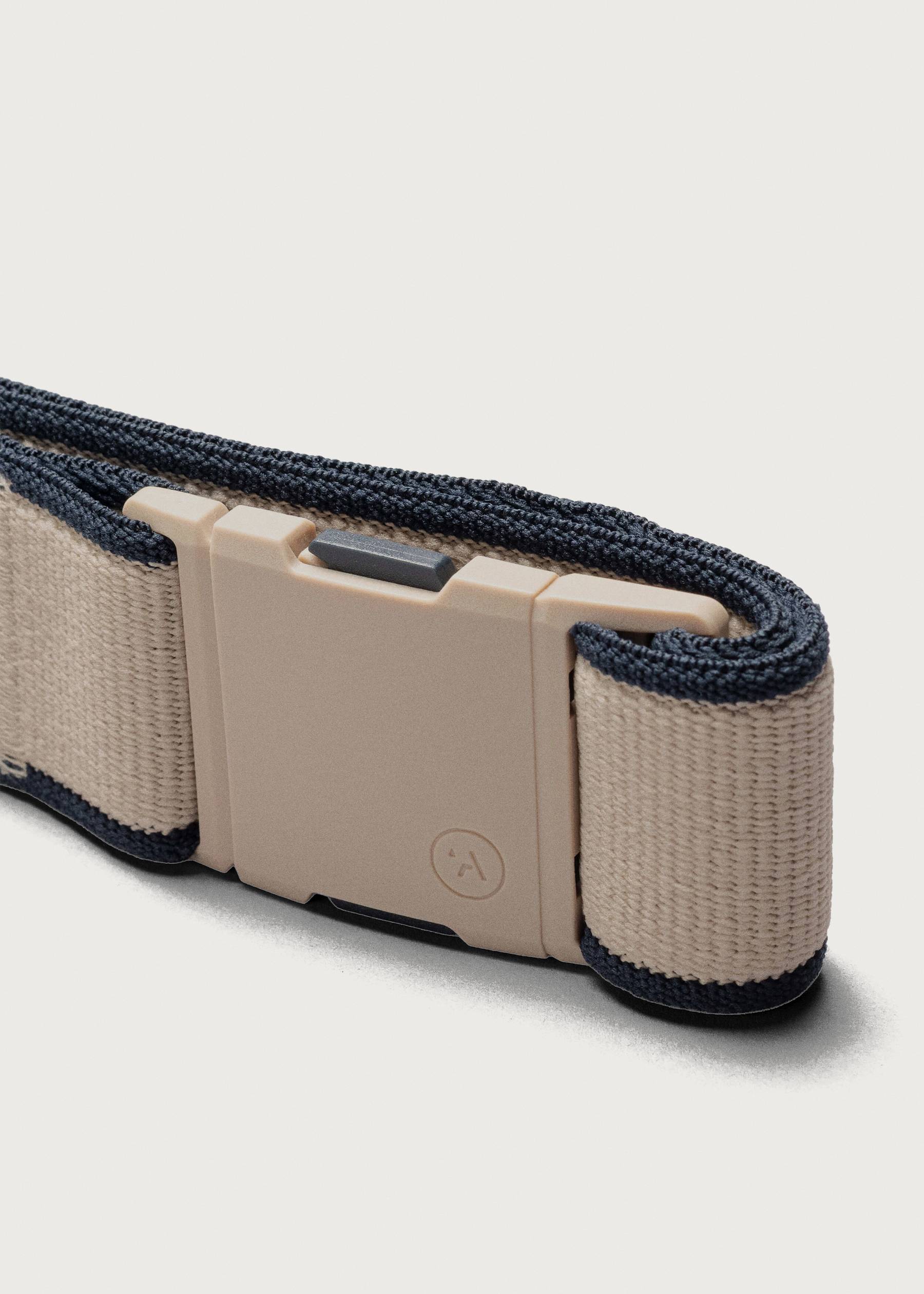 Image - 3 - Carto Belt