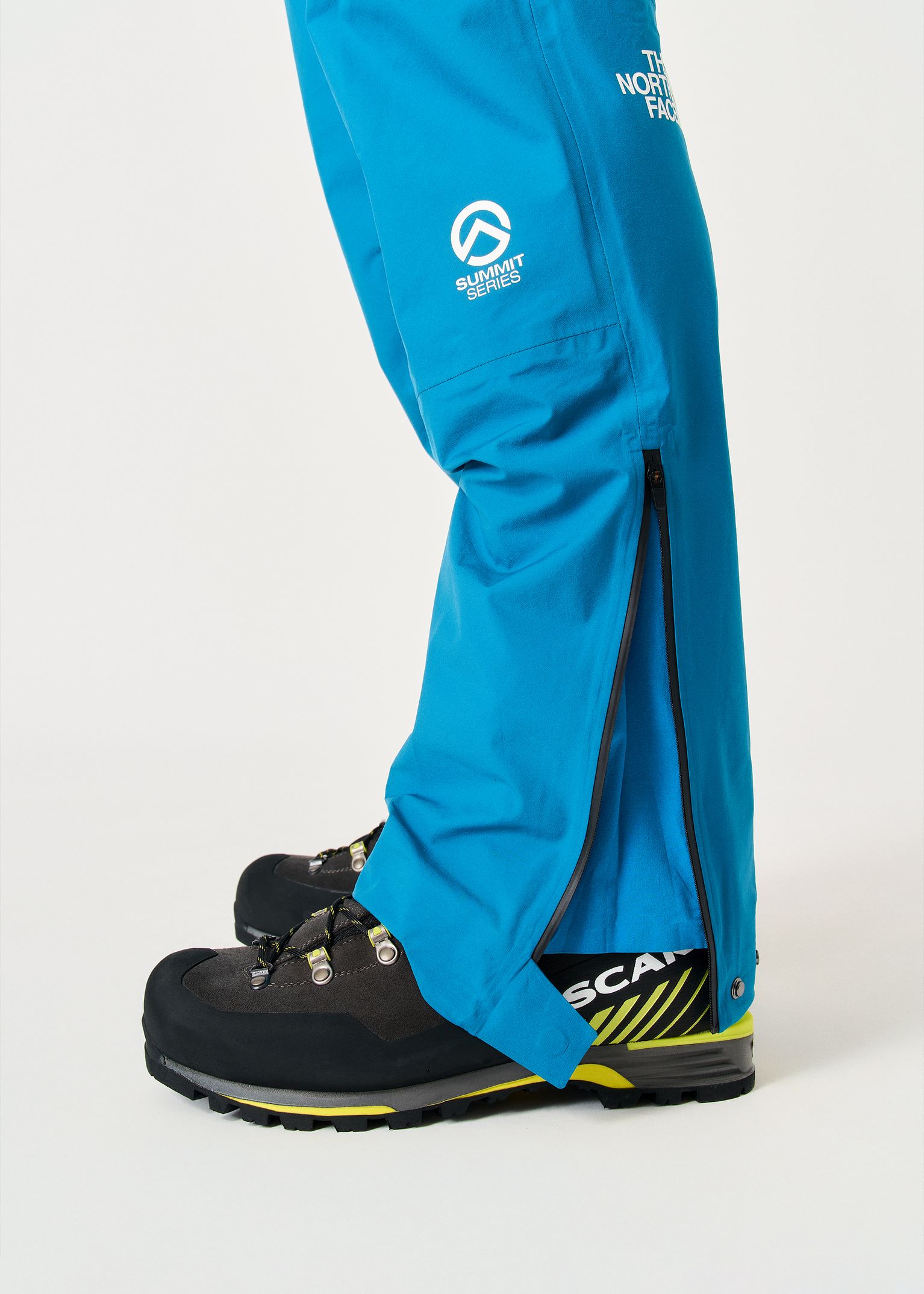 Adjustable hems