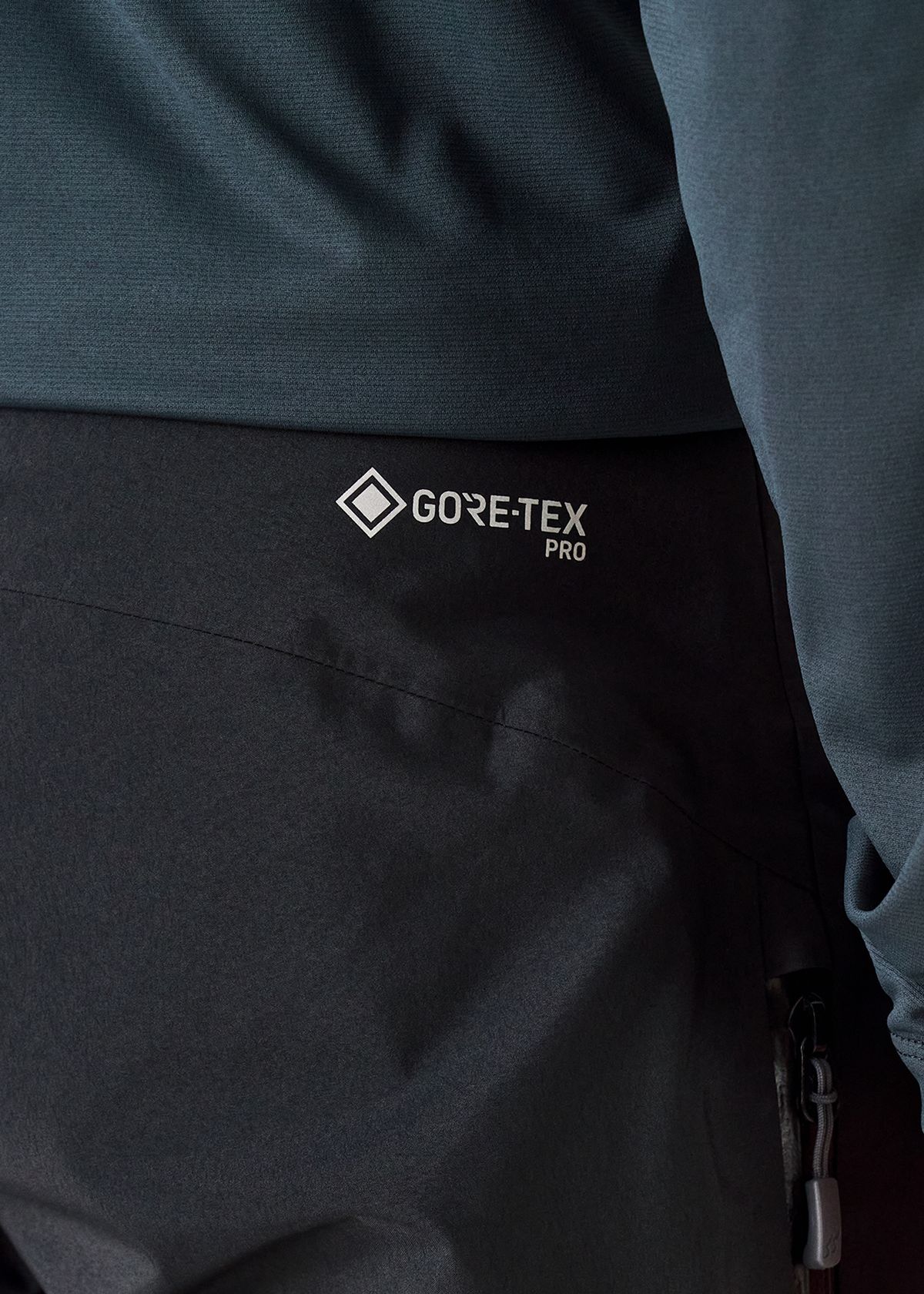  GORE-TEX Pro Most Breathable waterproof protection