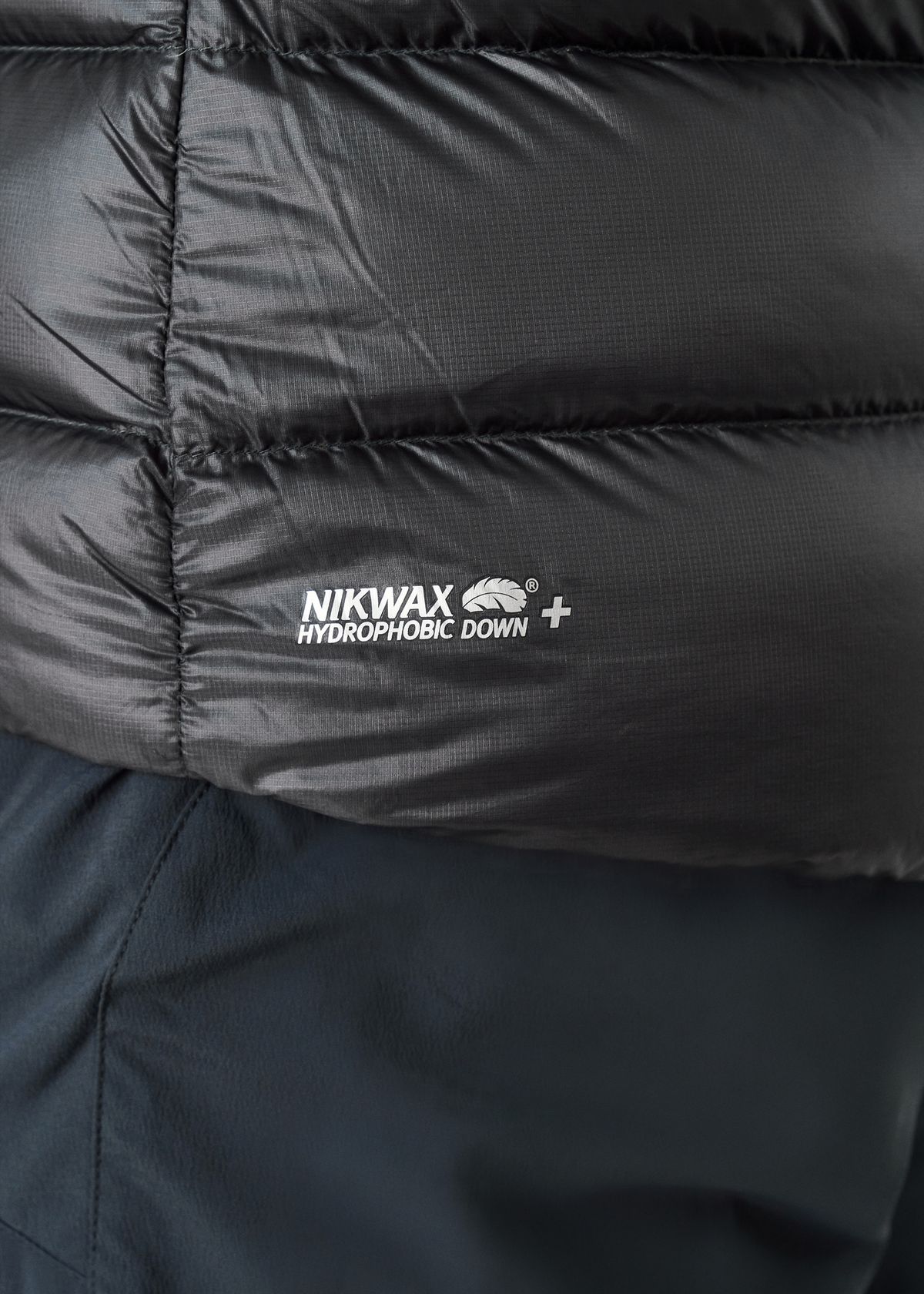   900 fill hydrophobic down insulation 