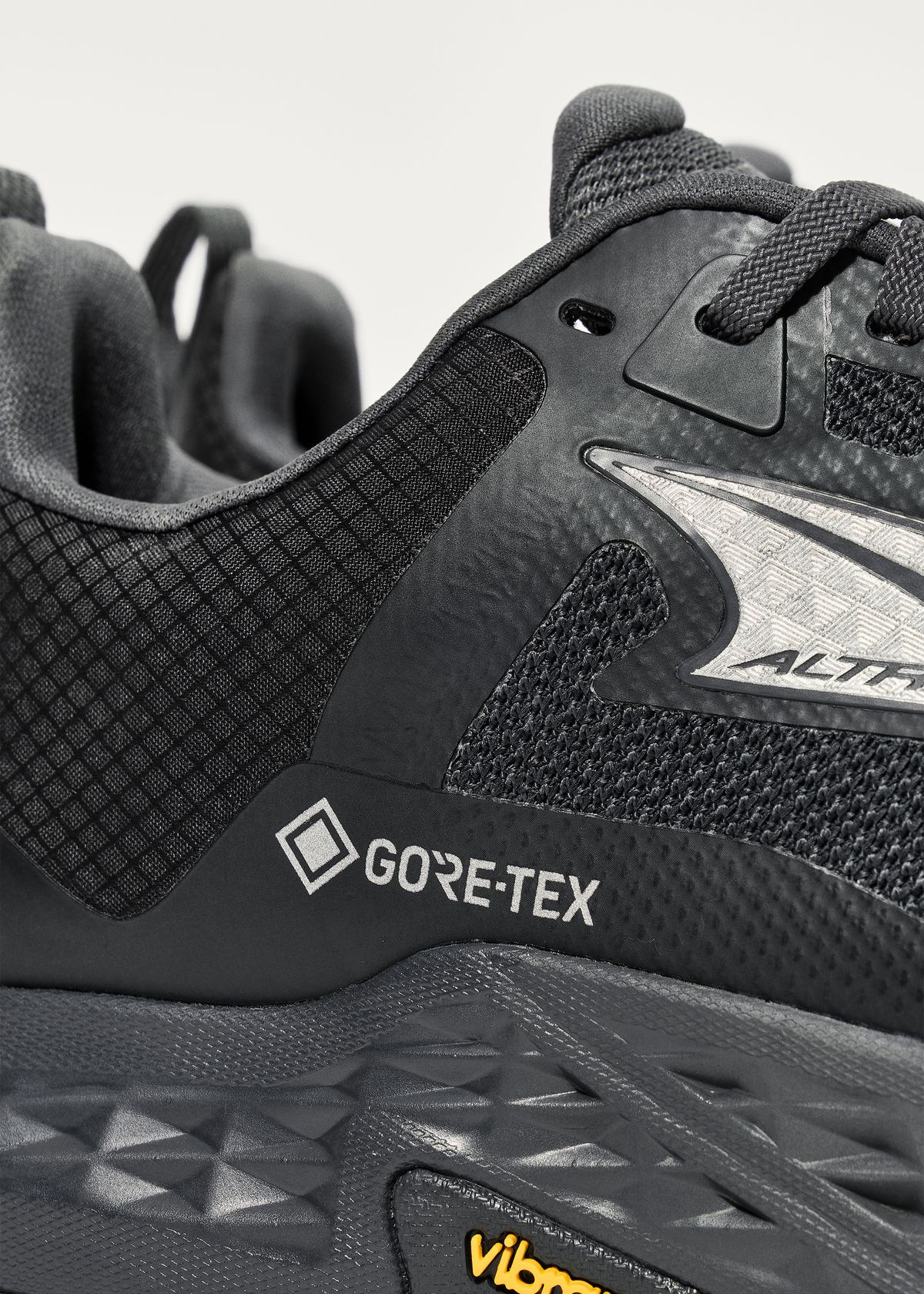 GORE-TEX waterproof protection 