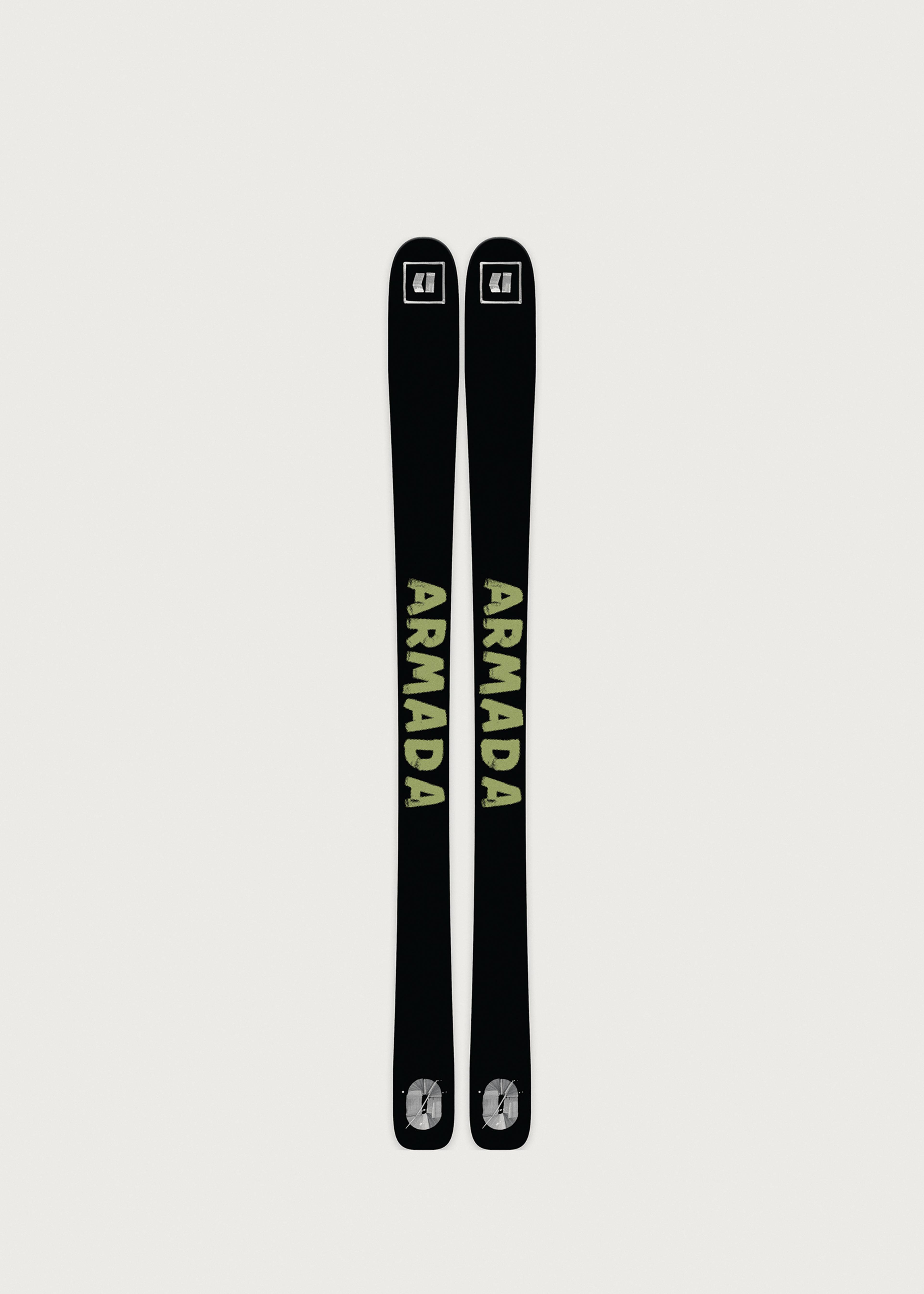 Armada Stranger Skis