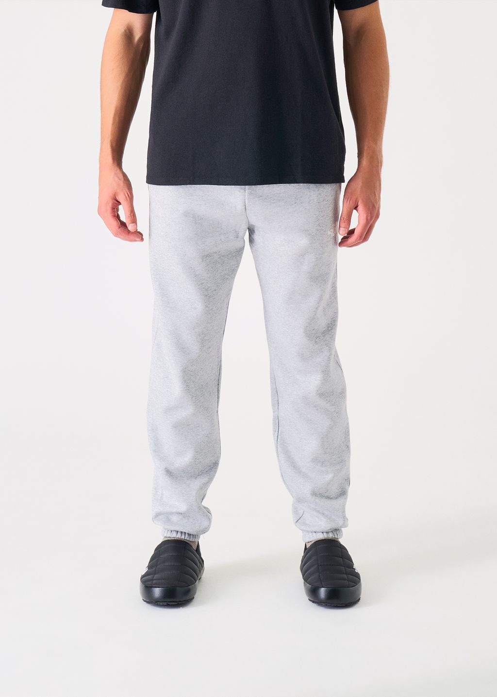The North Face Simple Dome Regular Tapered Jogger