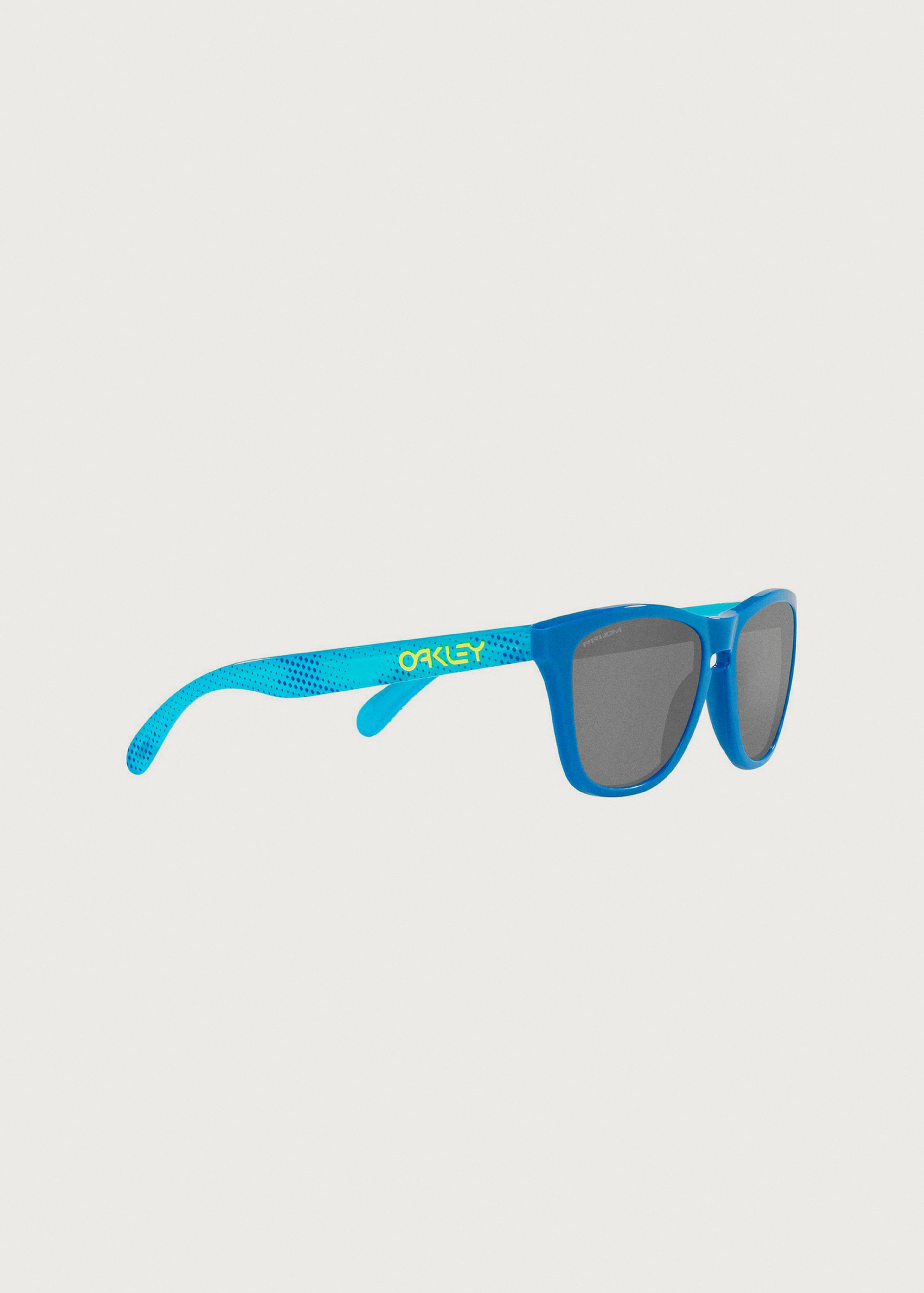 OAKLEY FROGSKINS PRIZM SAPPHIRE アジアンフィット Amazon.com: Oakley Frogskins Sunglasses Crystal Clear with Prizm