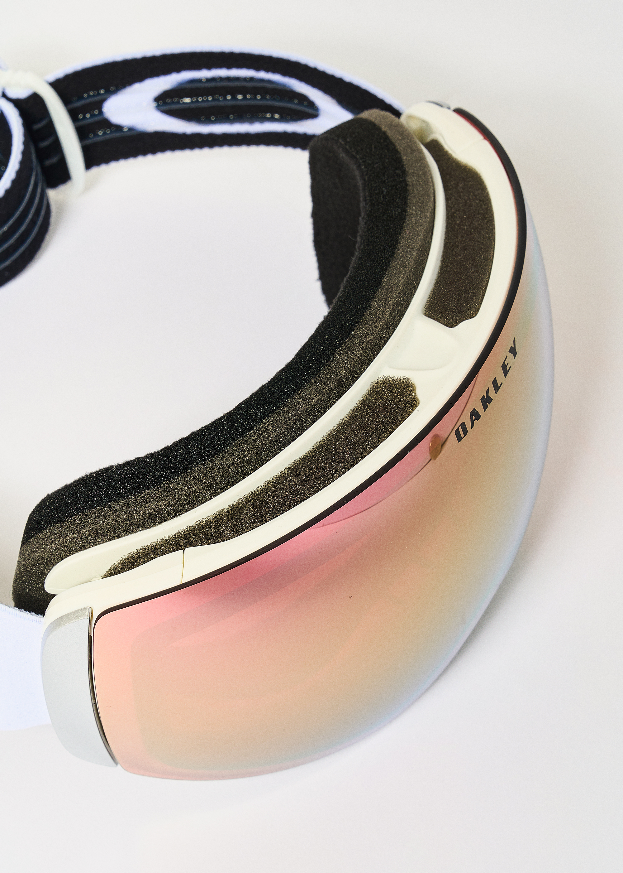 Oakley Flight Deck M Matte White / Prizm Rose Gold Iridium Goggles