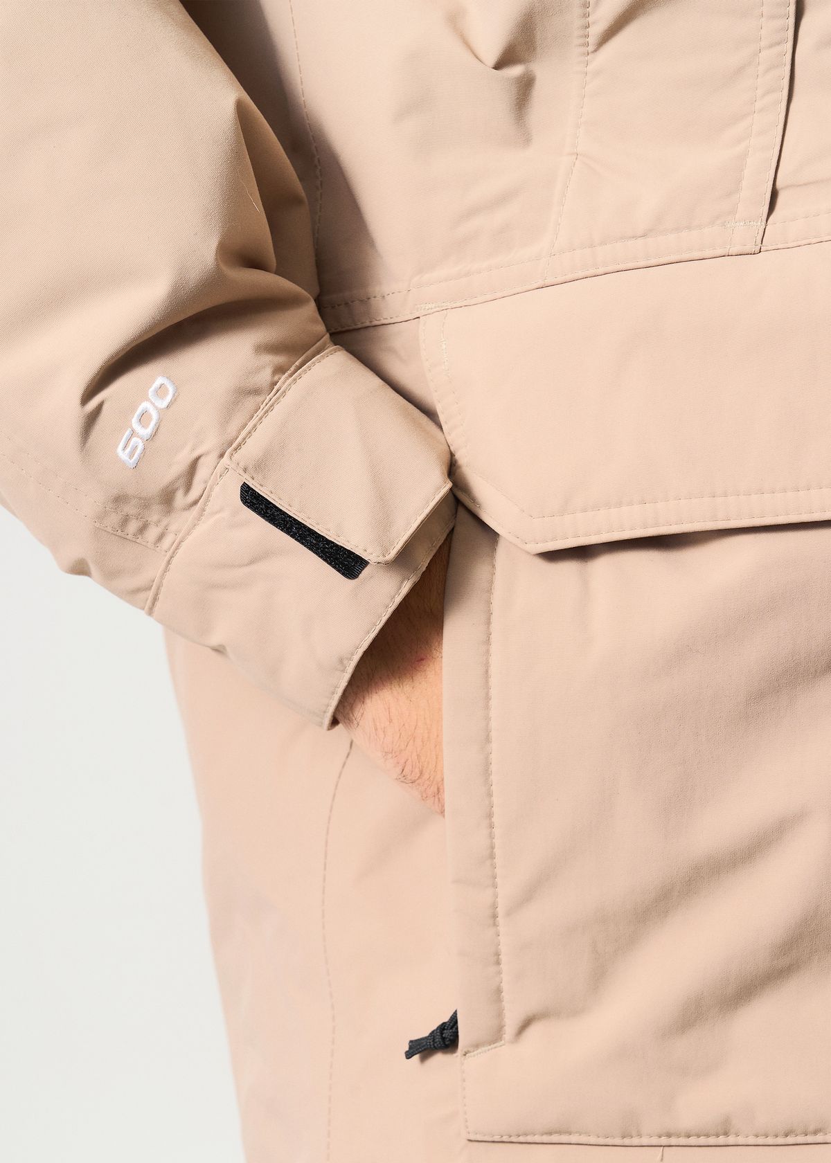 Dual entry hand pockets