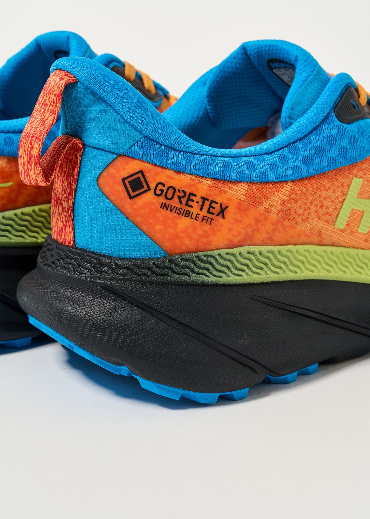 GORE-TEX Invisible Fit waterproof protection