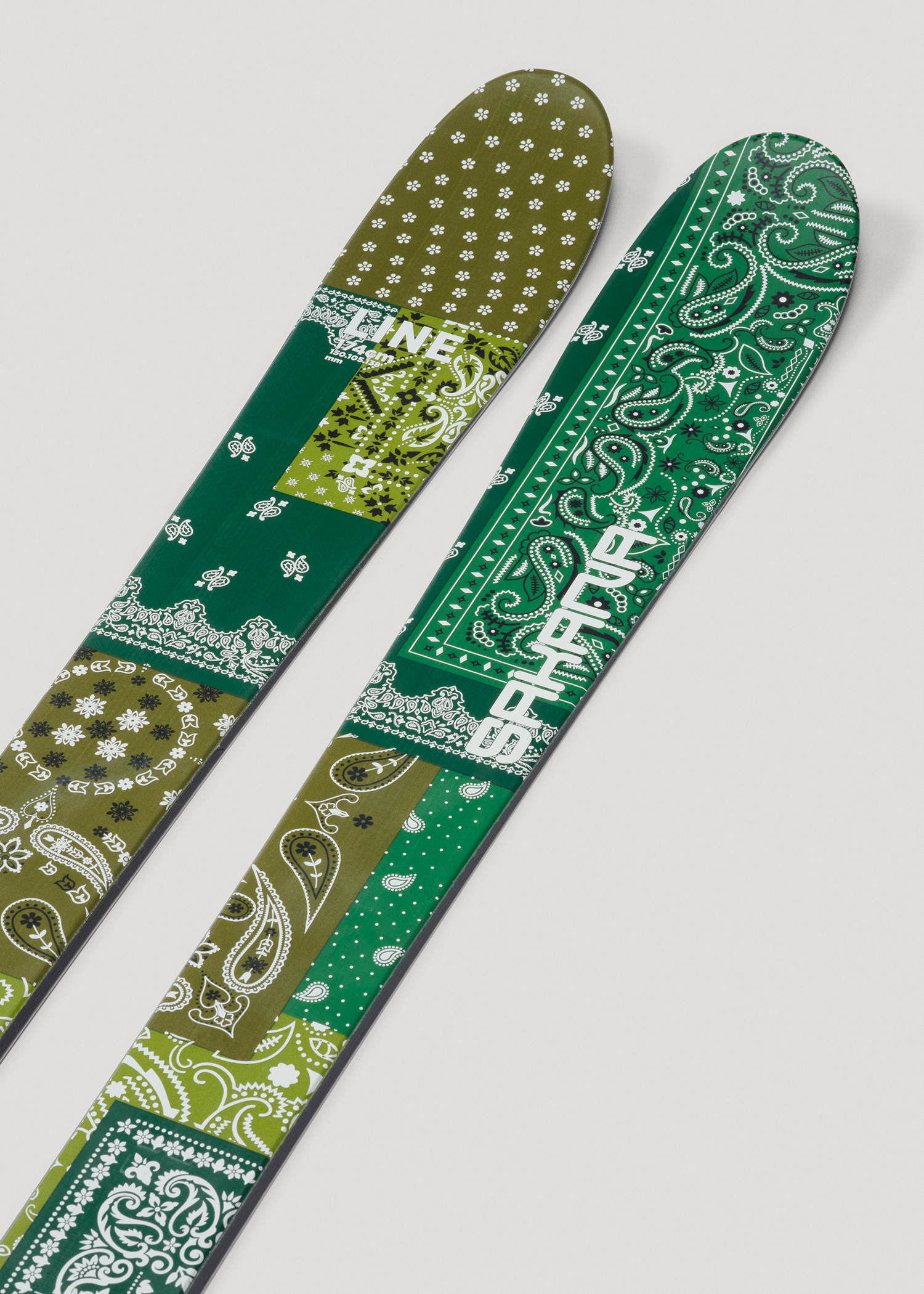 Line Sakana Skis