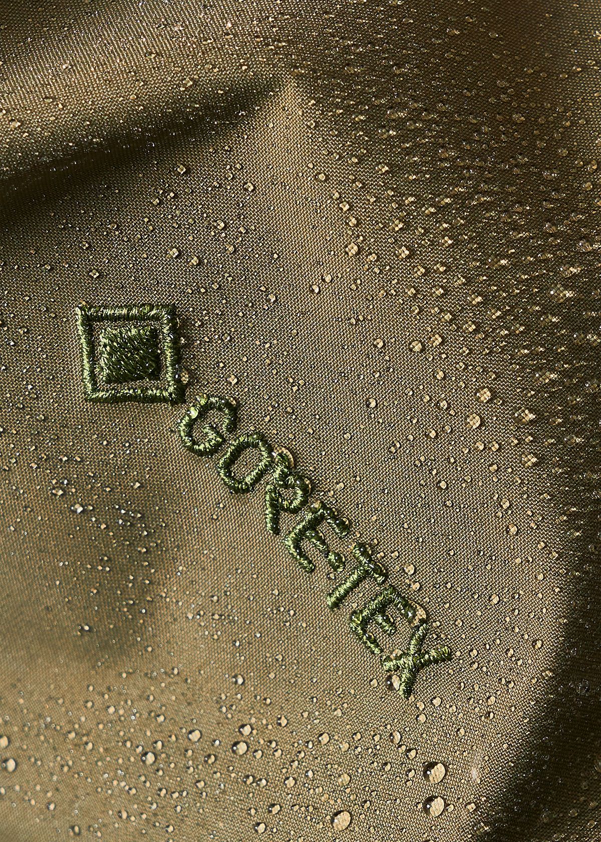 GORE-TEX 3-layer expanded polyethylene (ePE) waterproof protection 