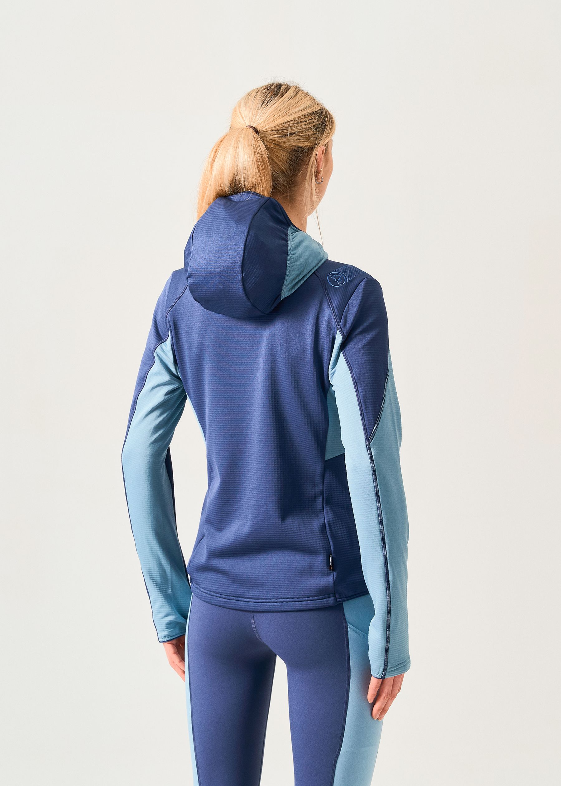 Image - 3 - Chill Thermal Hoody