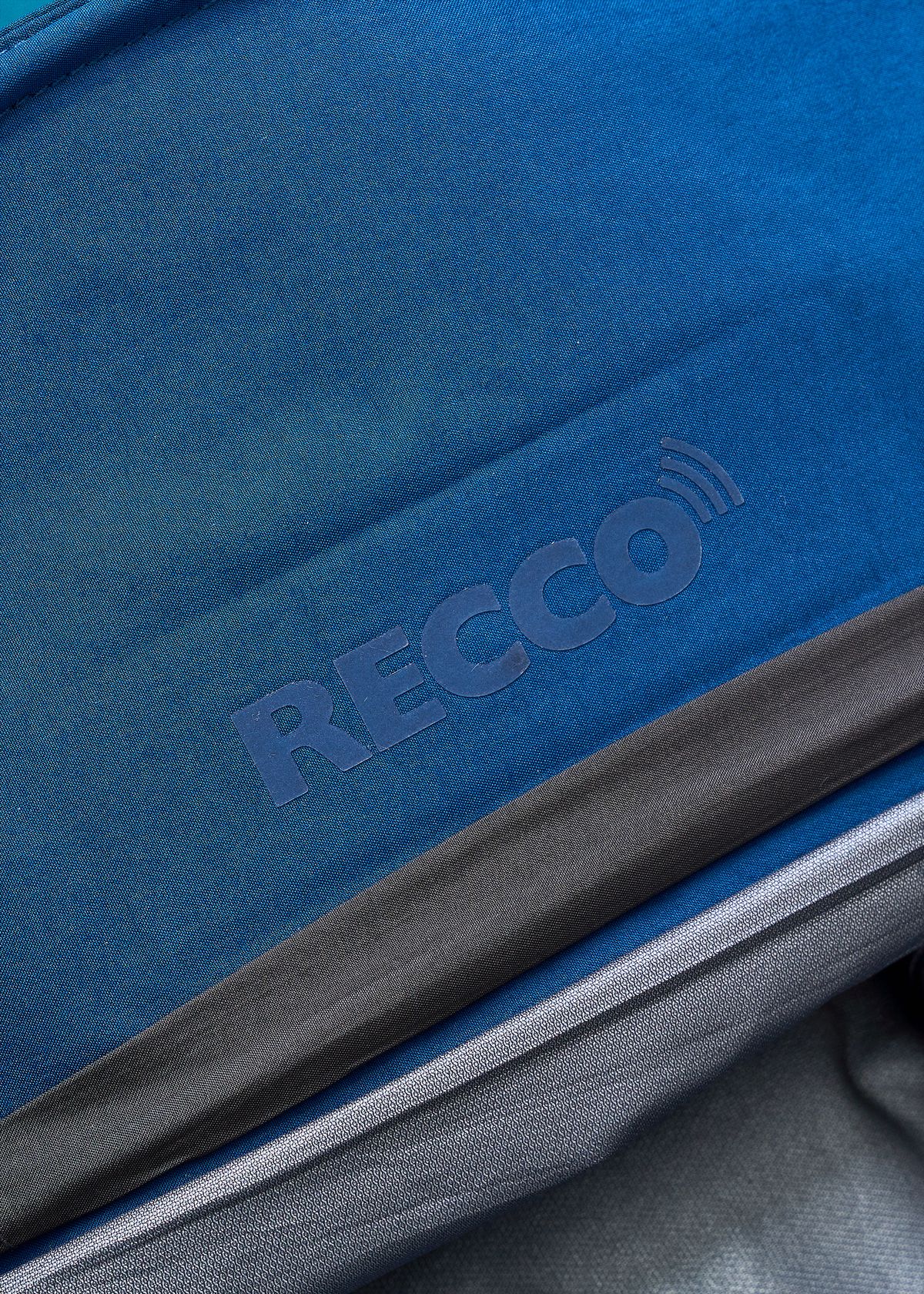  Embedded RECCO reflector 