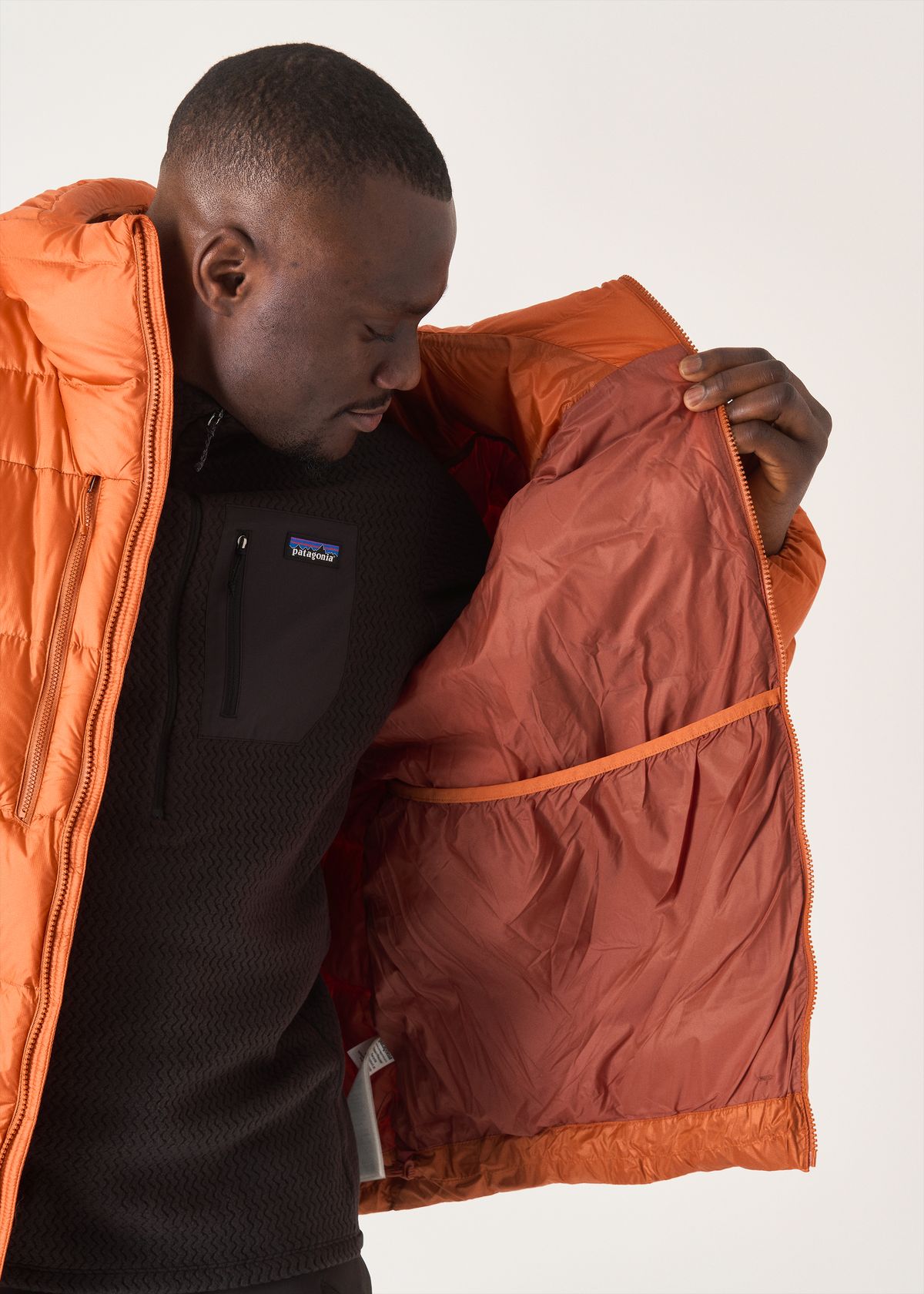  Internal drop pockets