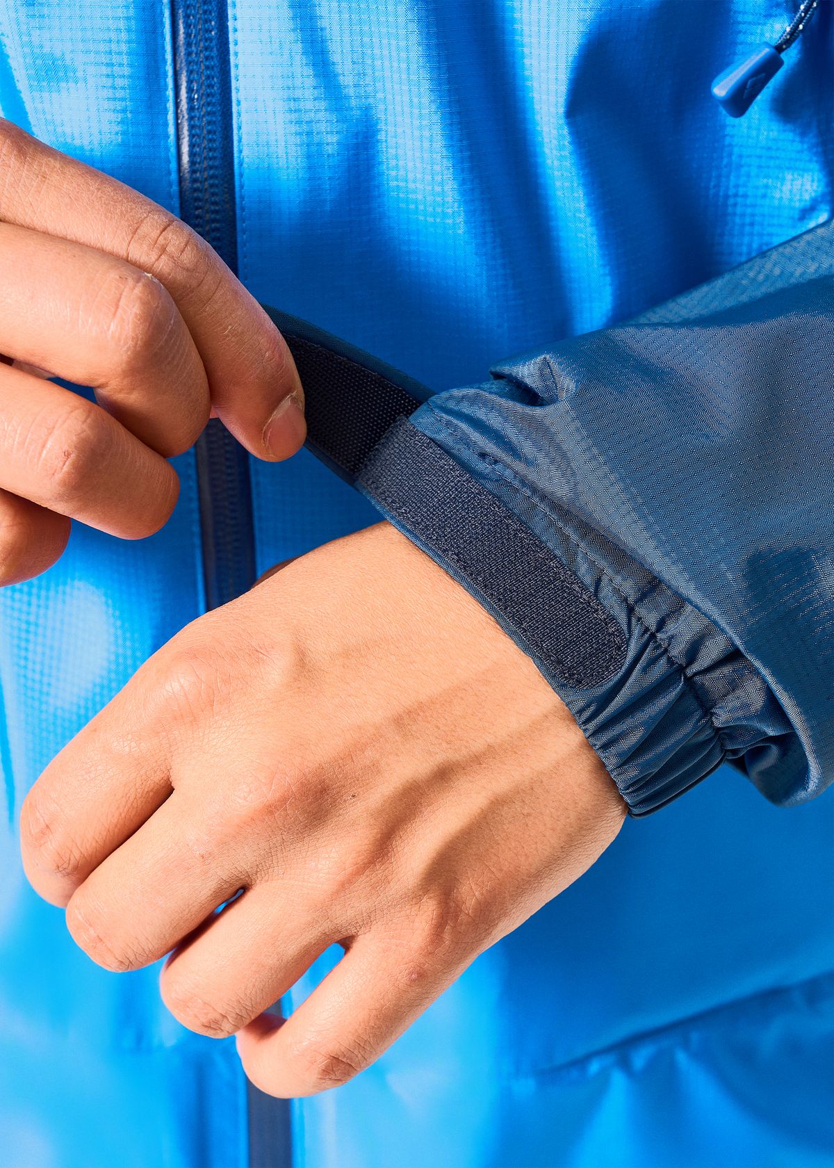 Adjustable cuffs