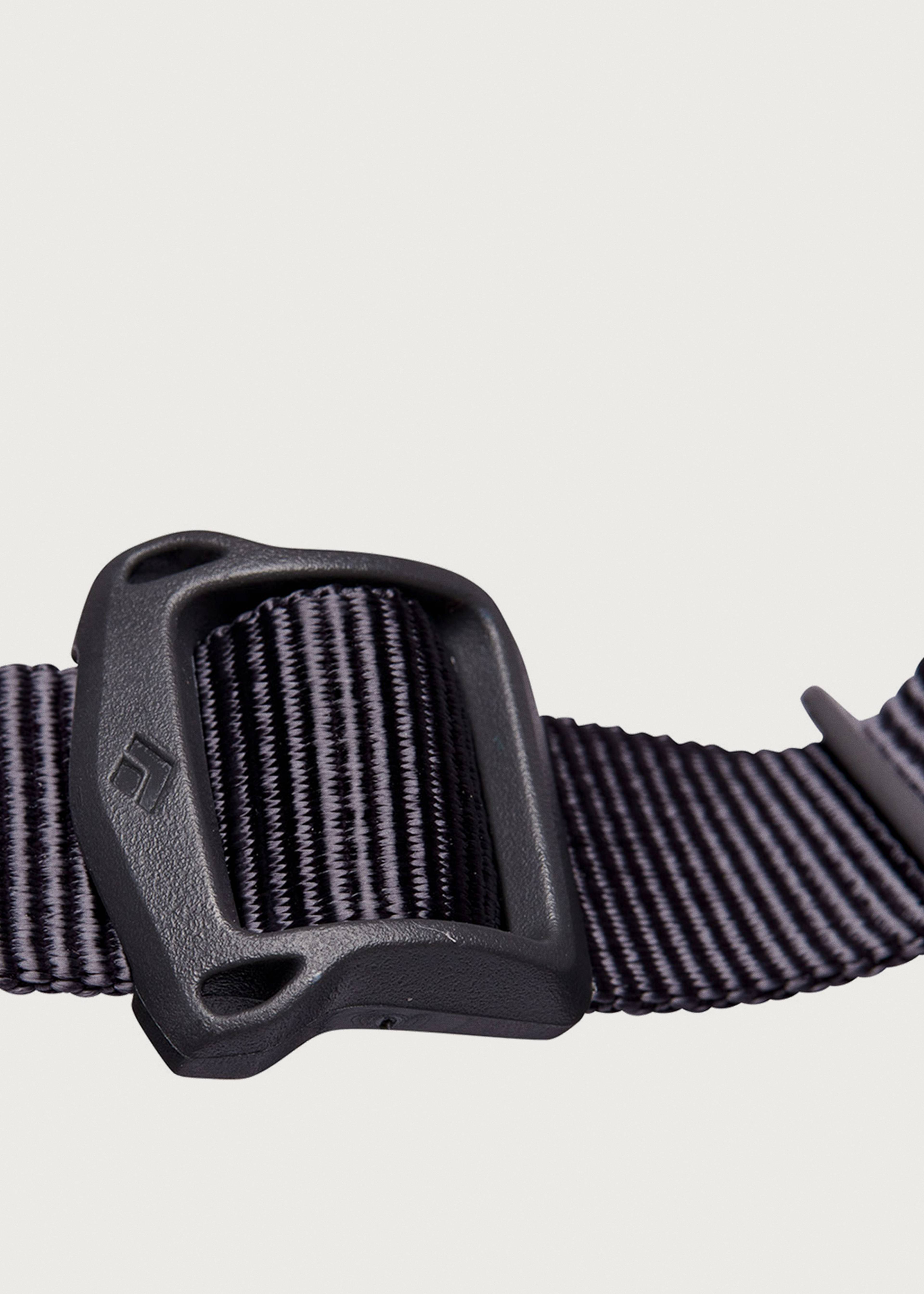 litmus back cross belted harness Black 【公式通販】