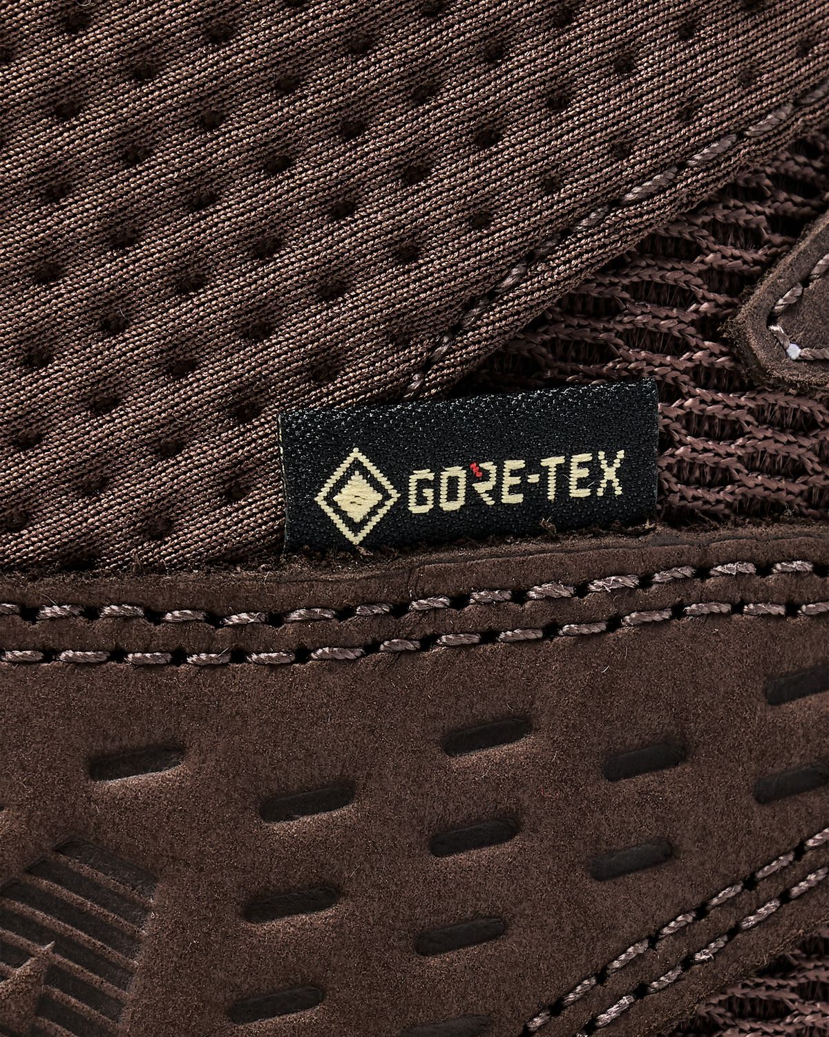 GORE-TEX waterproof protection