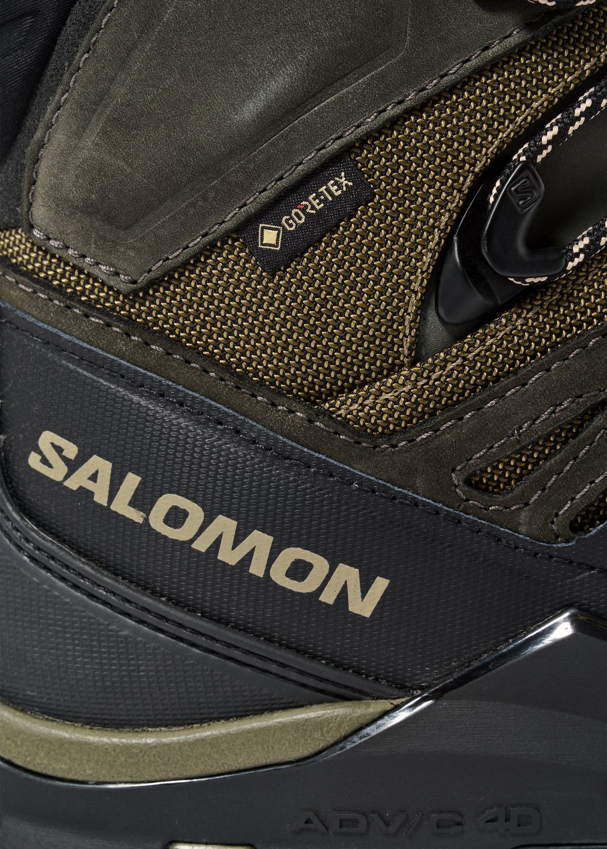 GORE-TEX waterproof protection