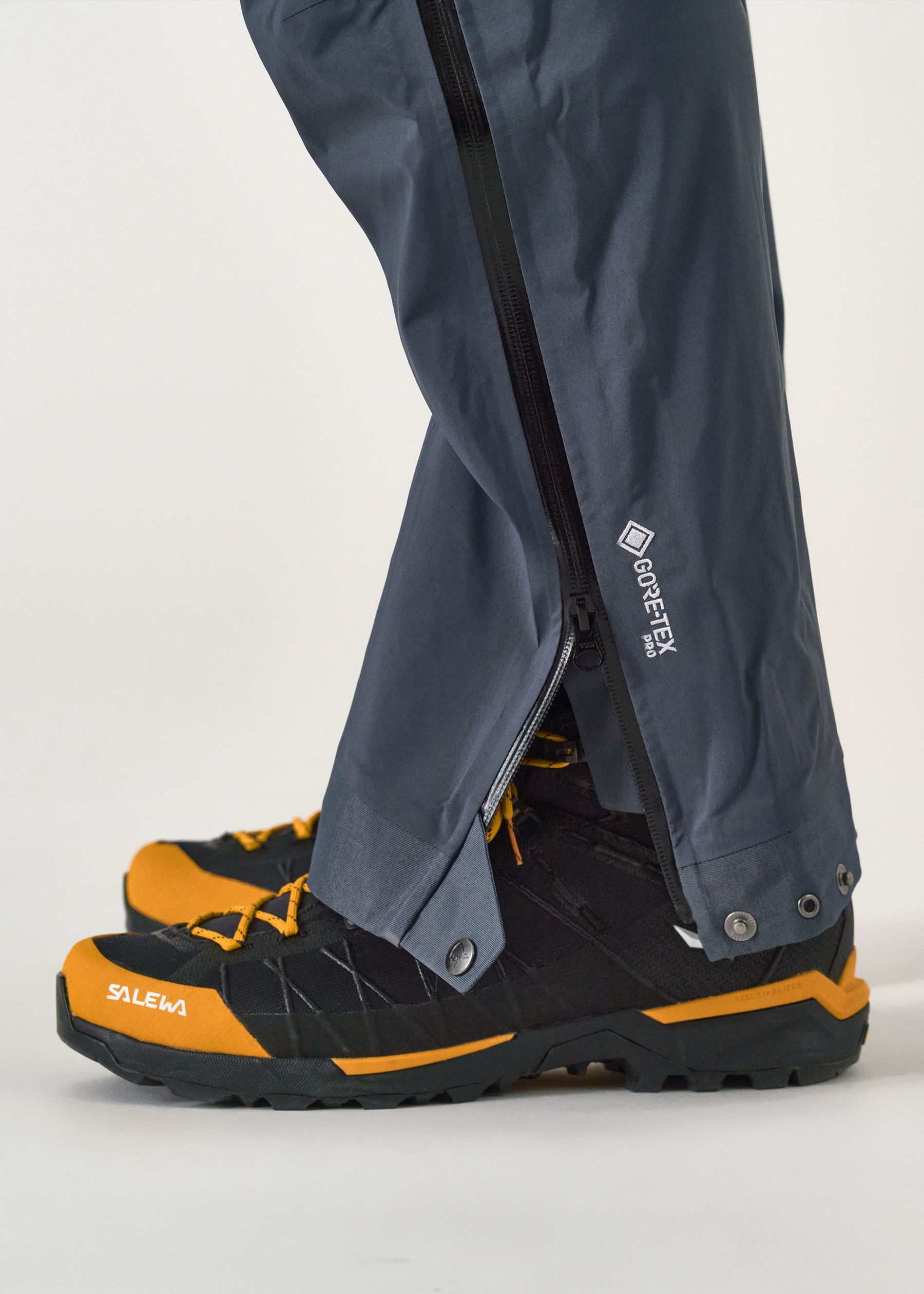 Norrona Trollveggen GORE-TEX Pro Light Trousers