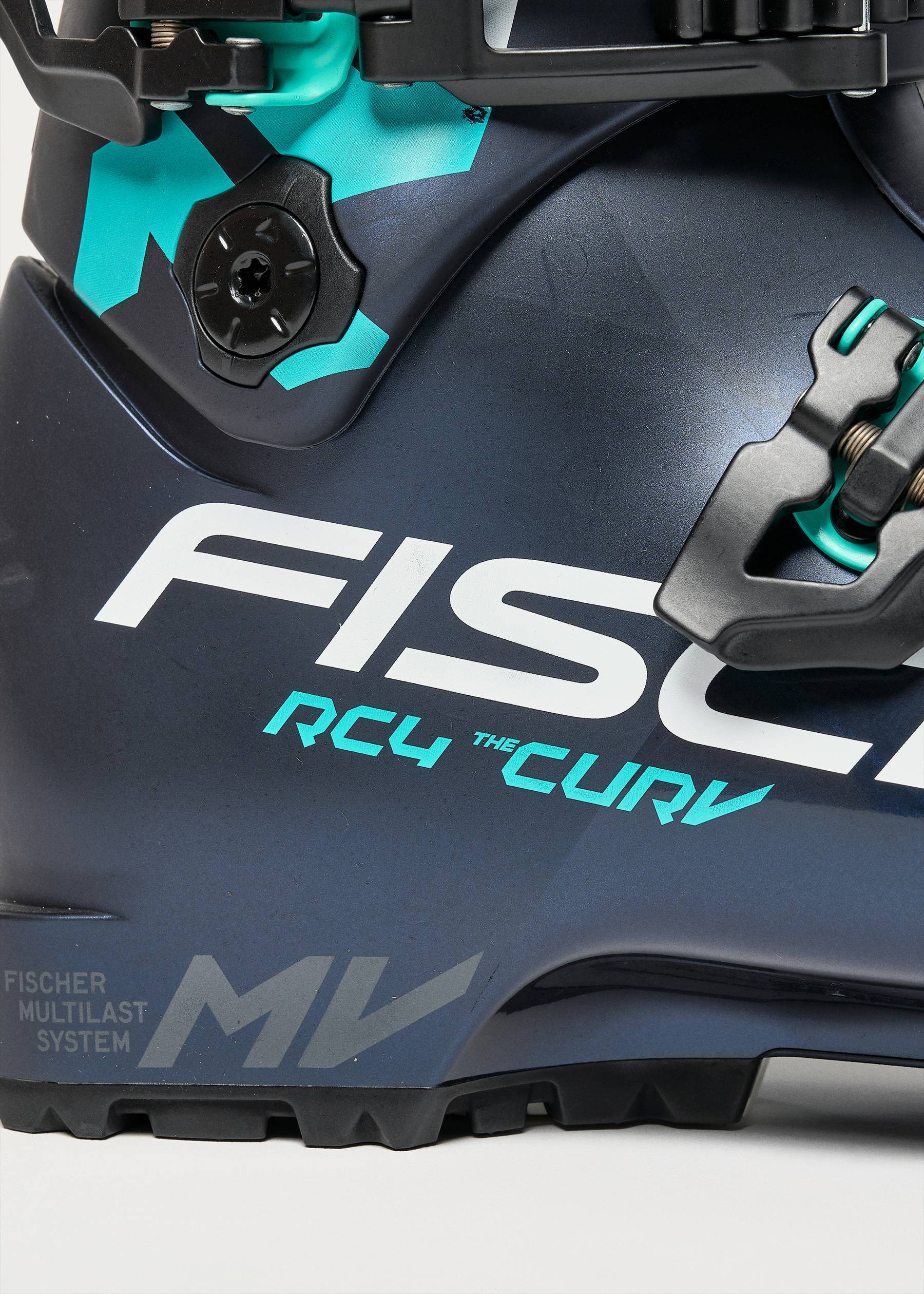 Fischer RC4 The Curv 105 Vacuum Walk Ski Boots 2022