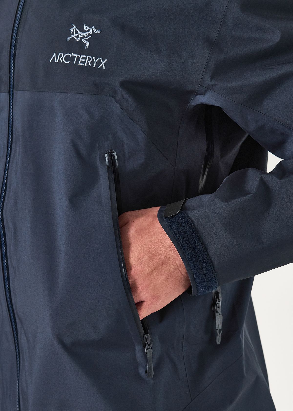 Zipped hand pockets with WaterTight zips