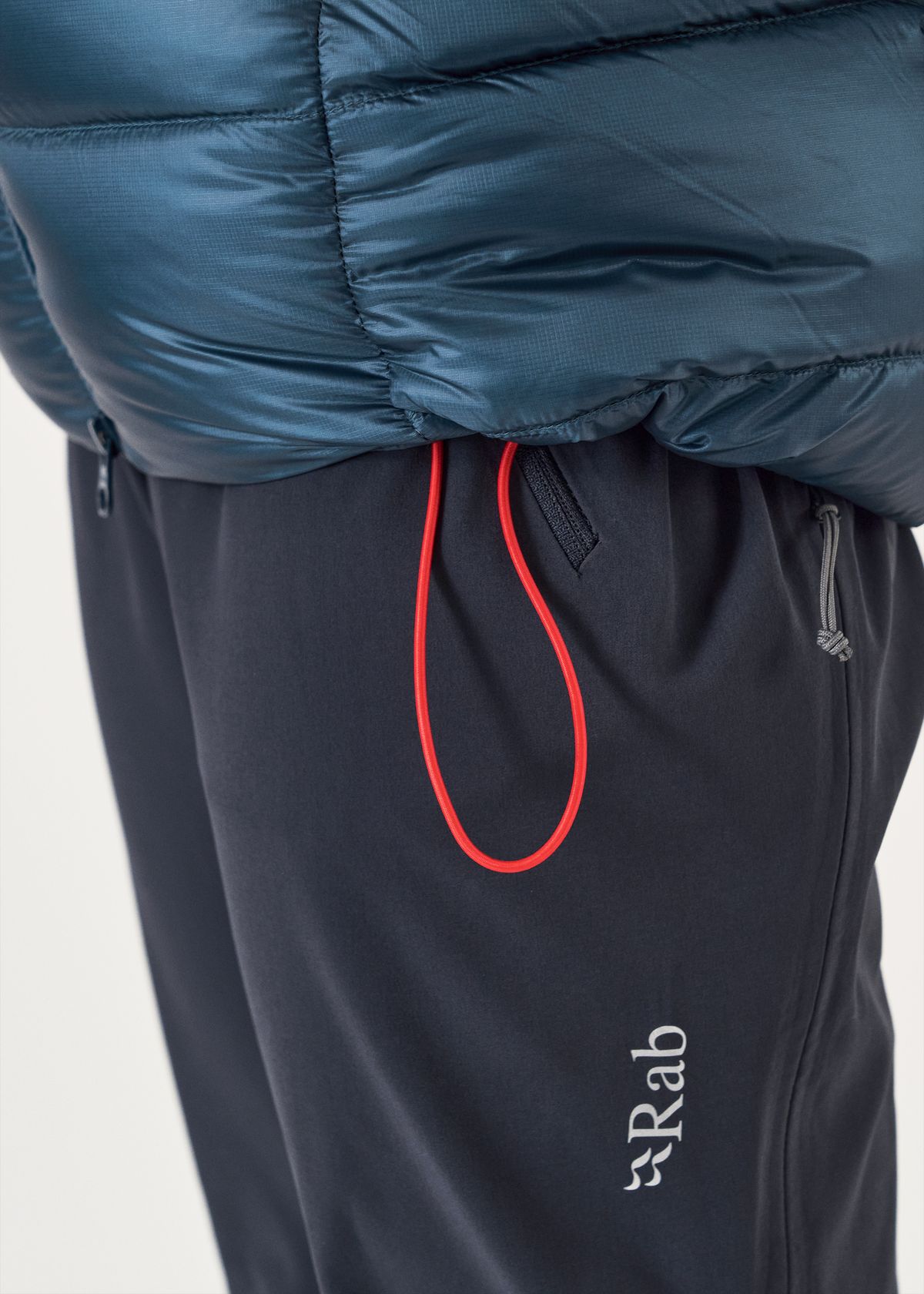 Anti-snag hem drawcords  