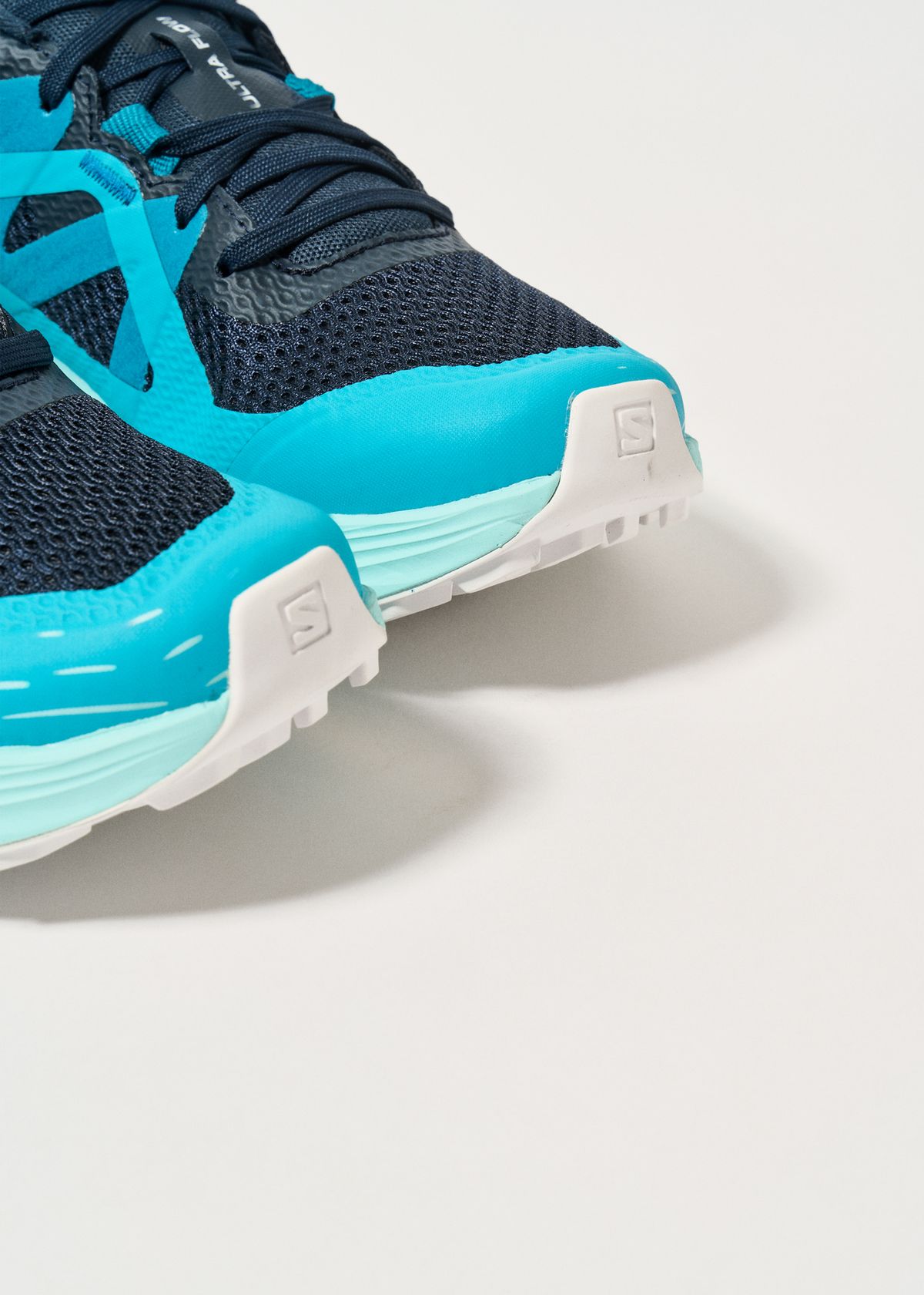 Salomon Ultra Flow Trail Running Shoes