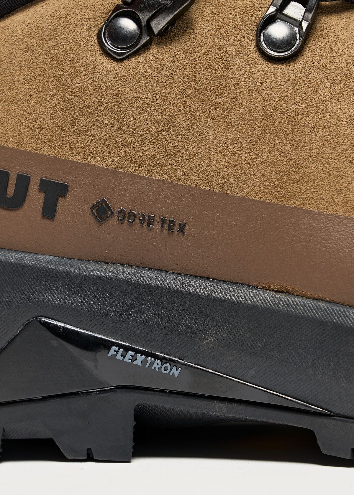 GORE-TEX waterproof protection