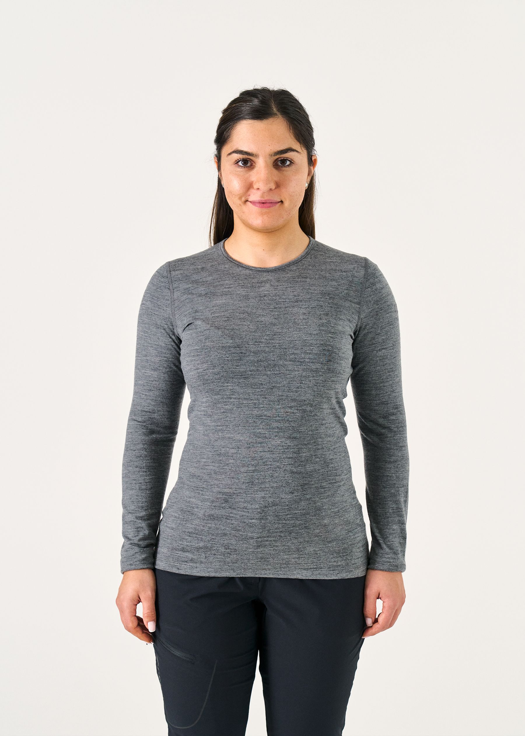 Image - 1 - Bodyfit 200 Oasis Long Sleeved Crew