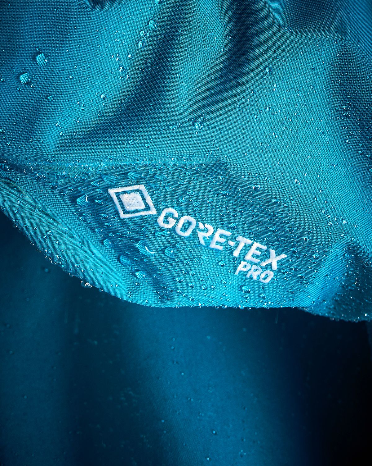 GORE-TEX Pro ePE waterproof protection