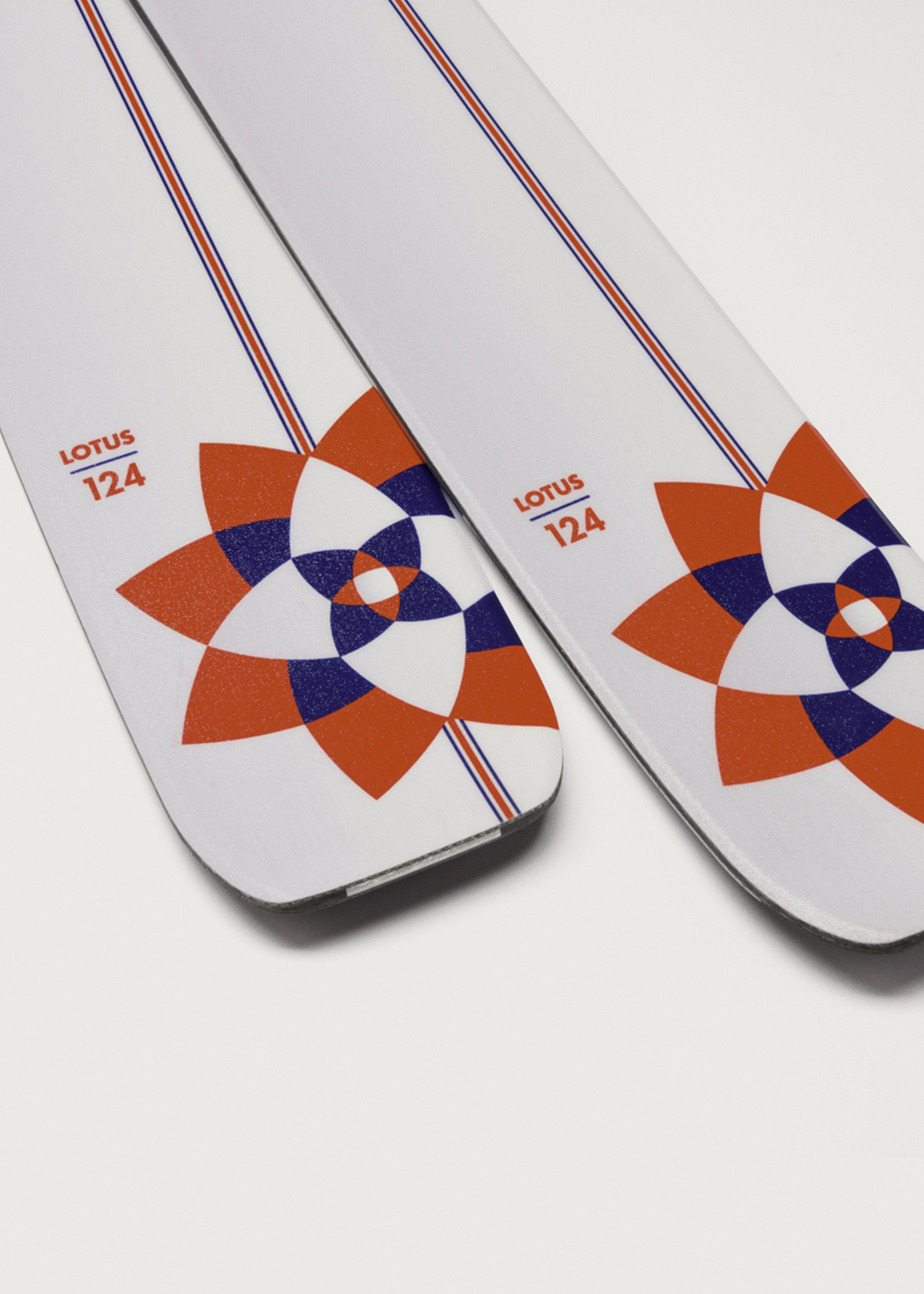 DPS Carbon Lotus 124 Skis