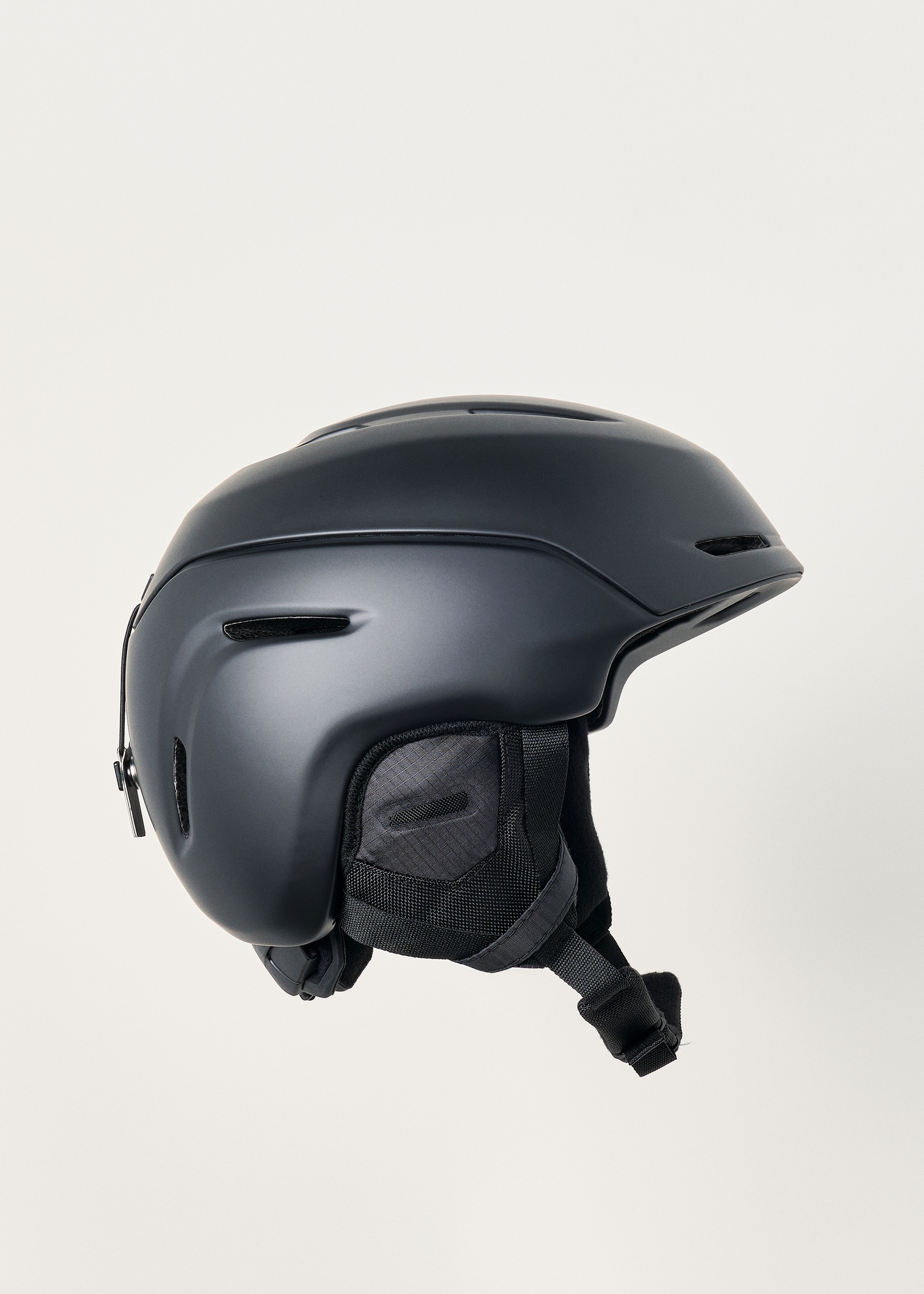Giro Neo MIPS Helmet