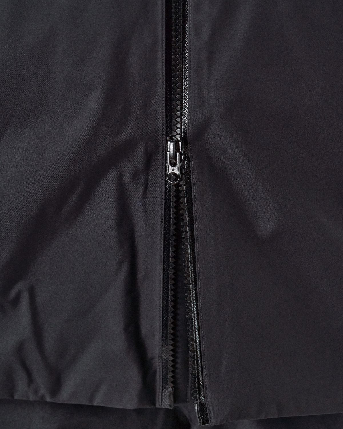 Two-way front zip  