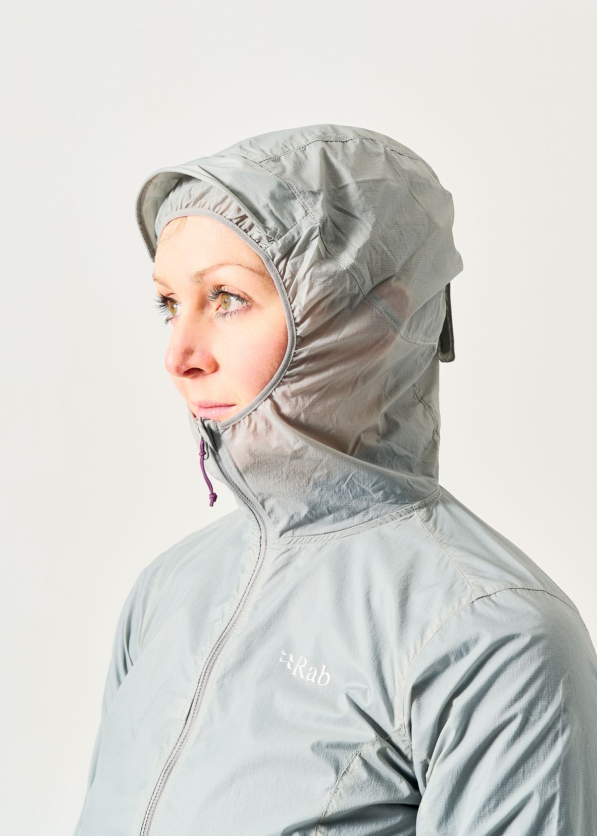  Adjustable hood 