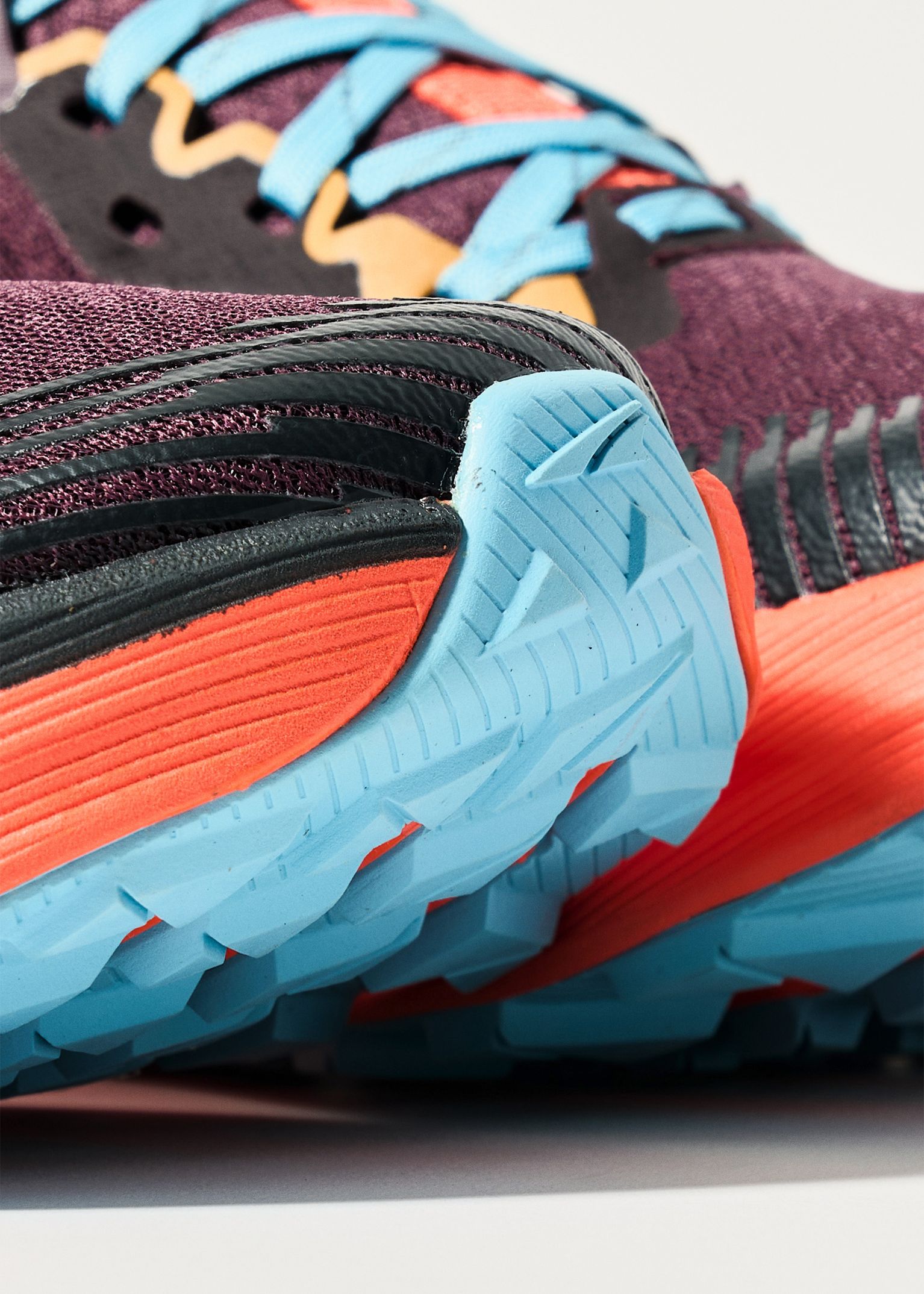 Roomy toe box