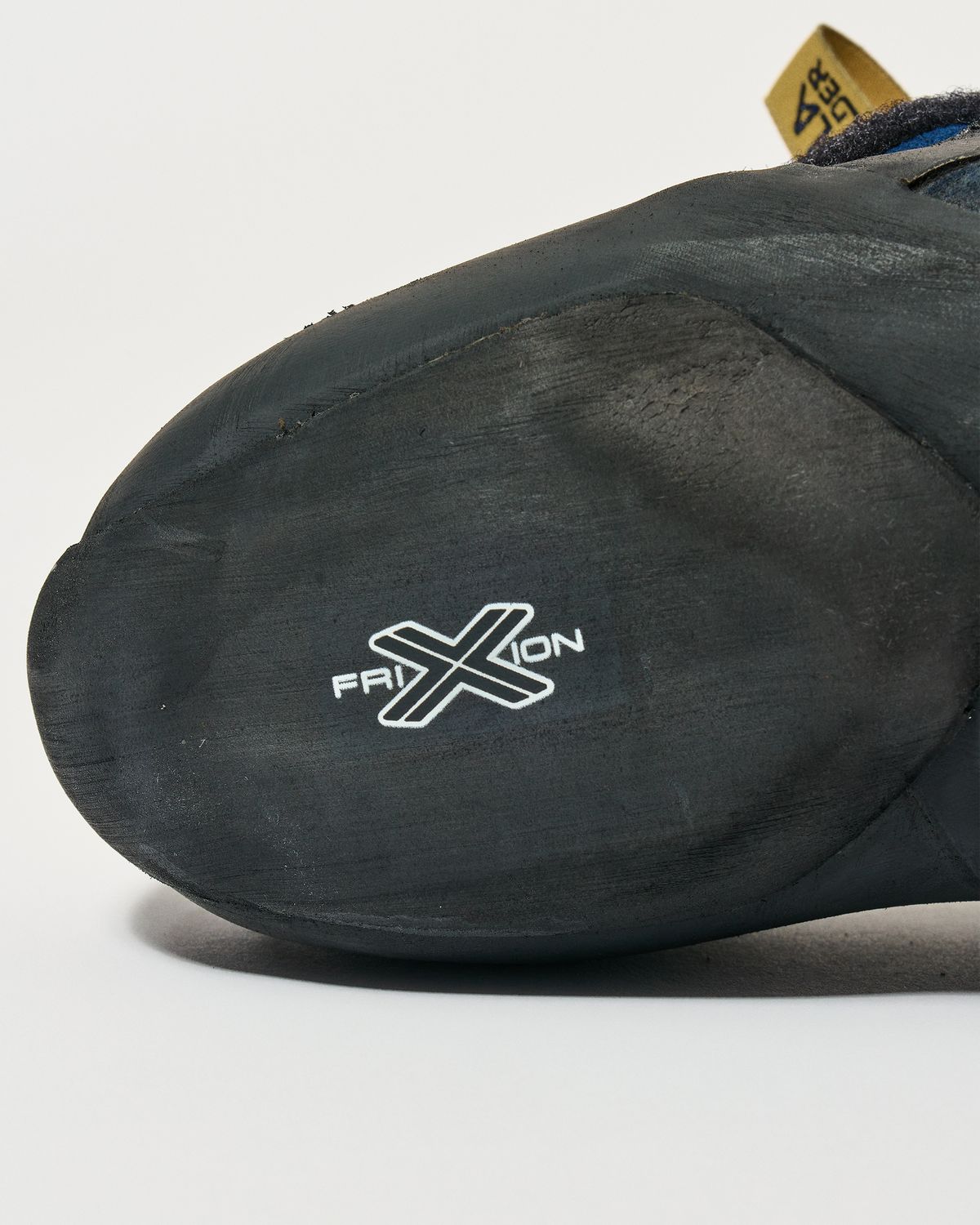 FriXion Black 4mm outsole