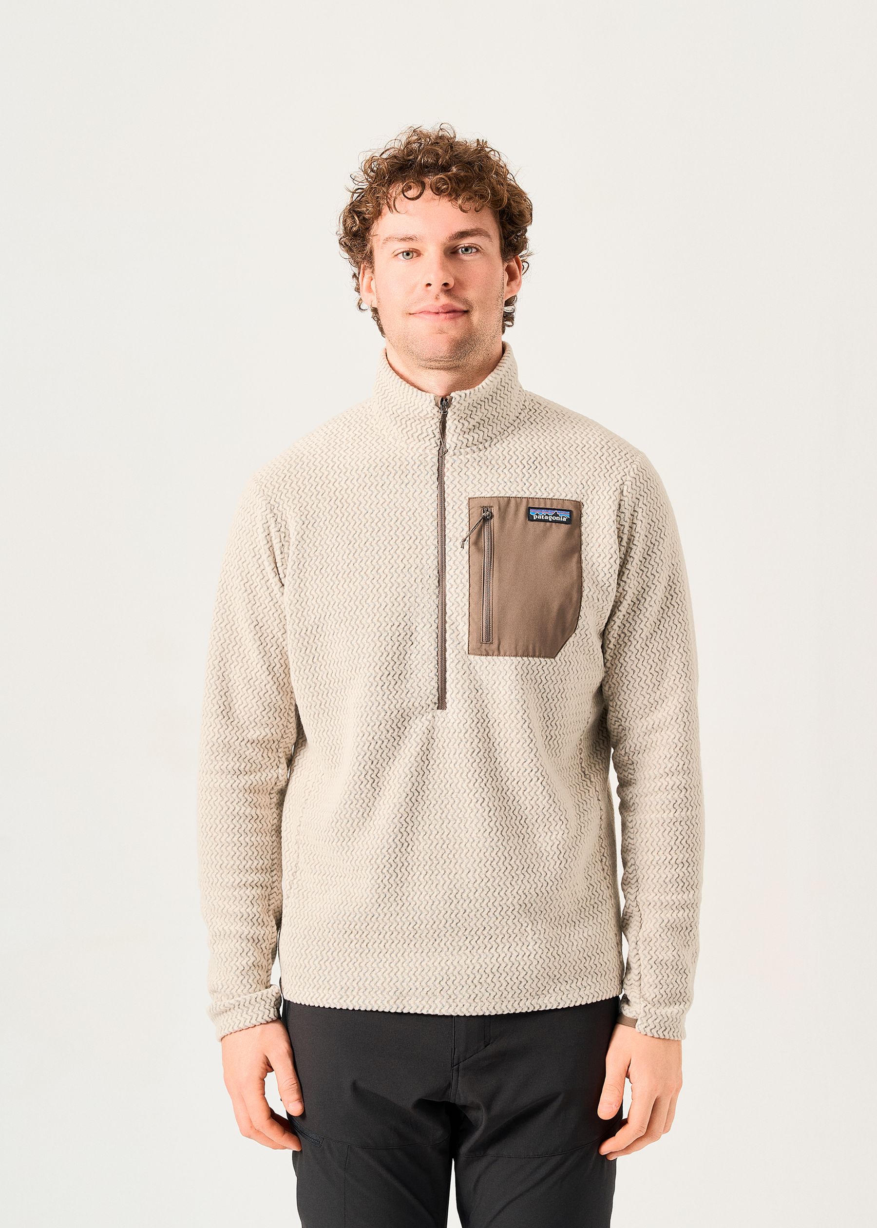 Image - 1 - R1 Air Zip Neck