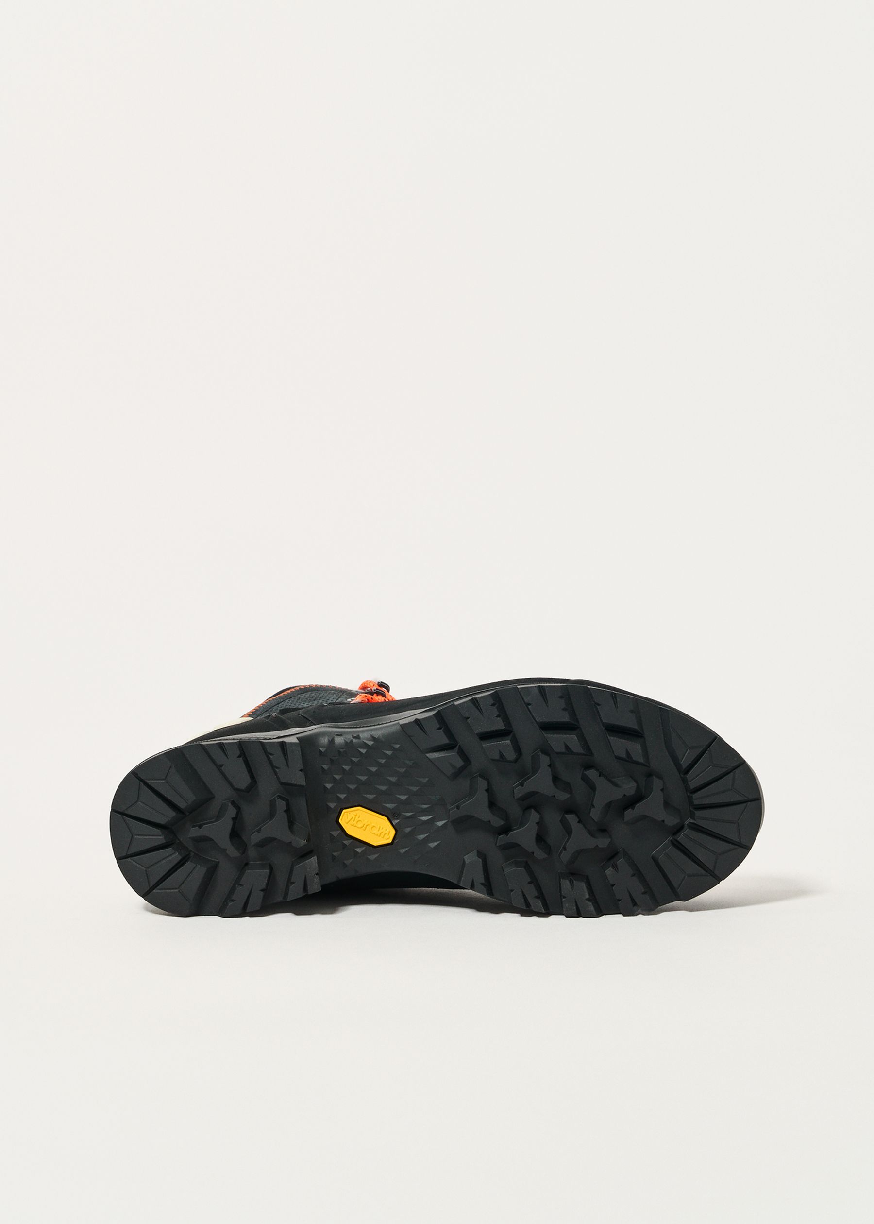 Image - 3 - Mountain Trainer 2 Mid GORE-TEX Walking Boots