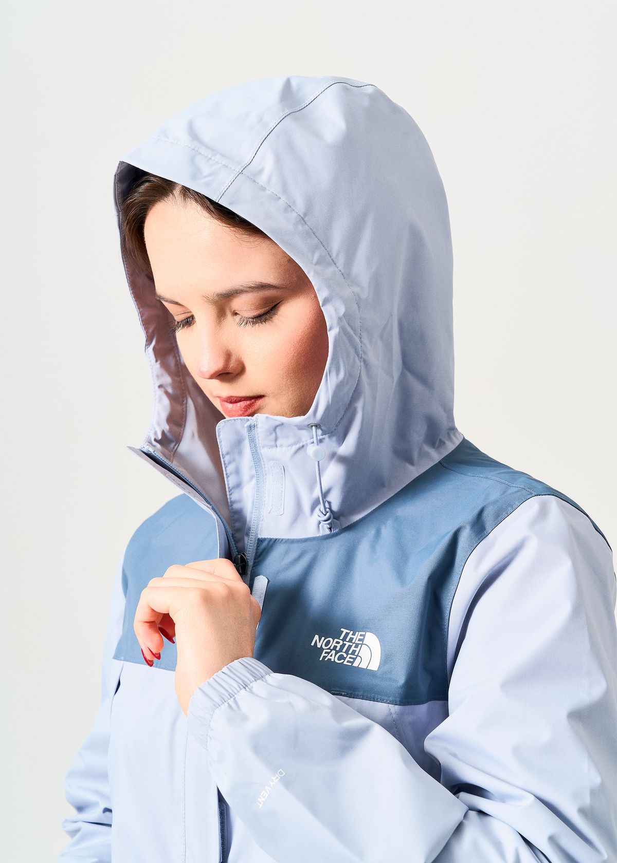 Adjustable hood