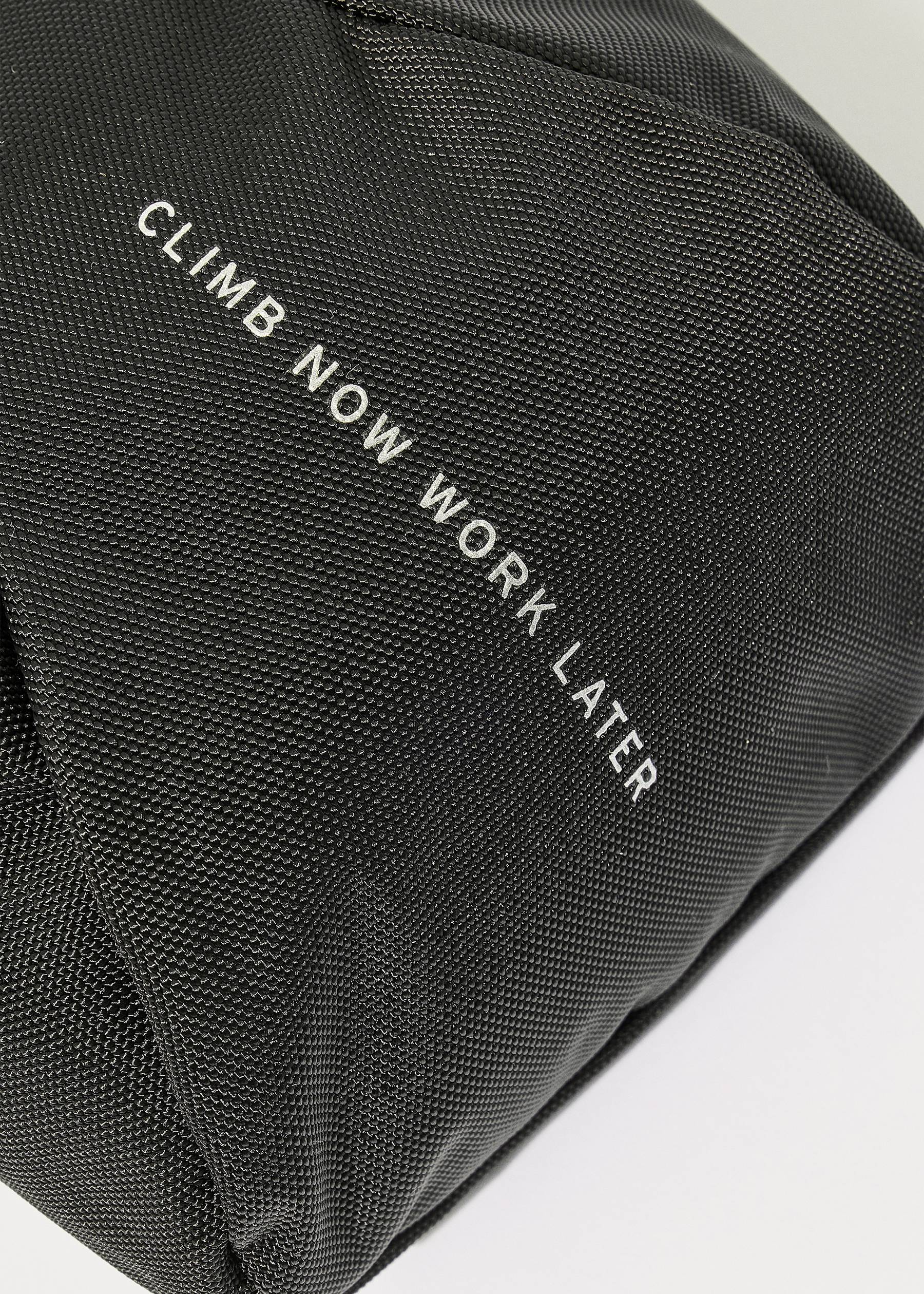 Image - 3 - Traction Chalk Bag