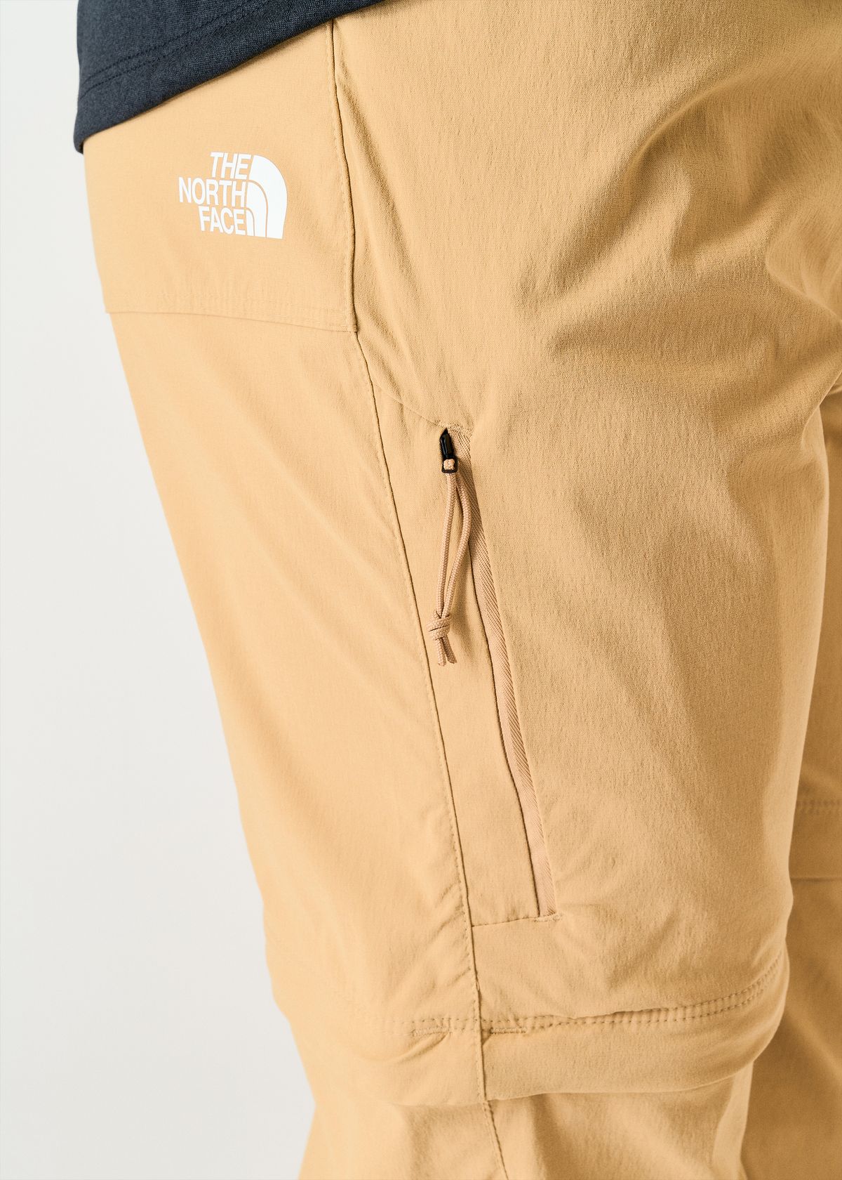 Zipped thigh pockets