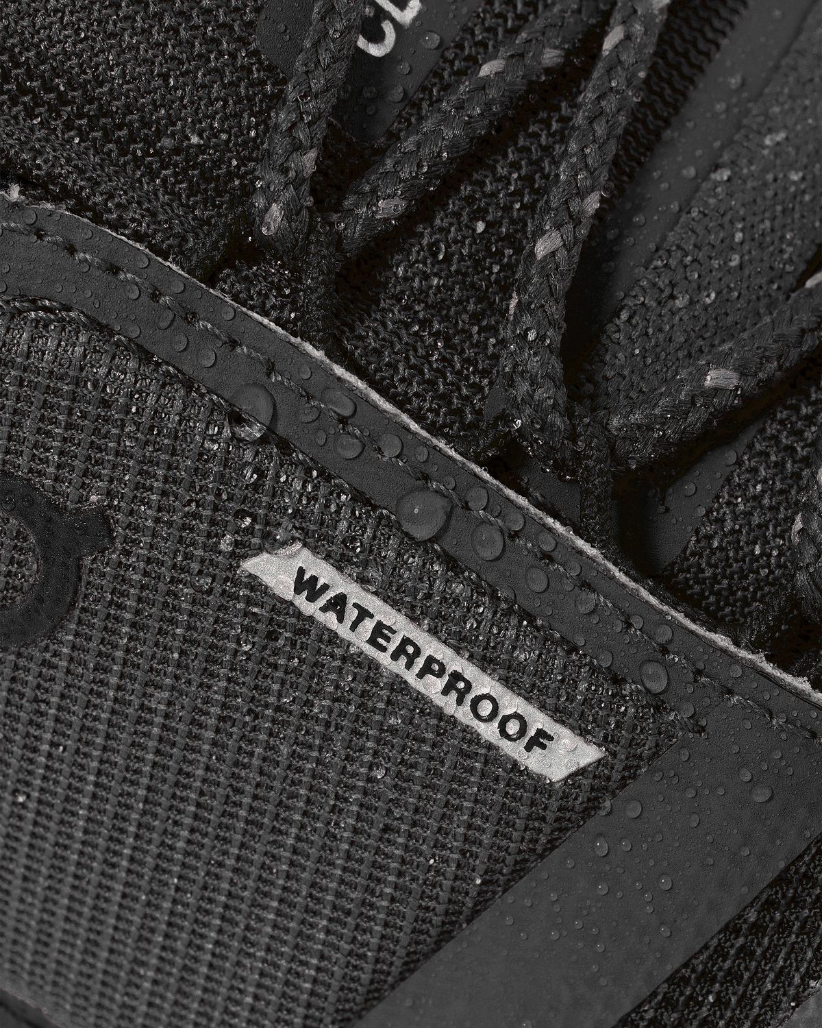 On waterproof membrane