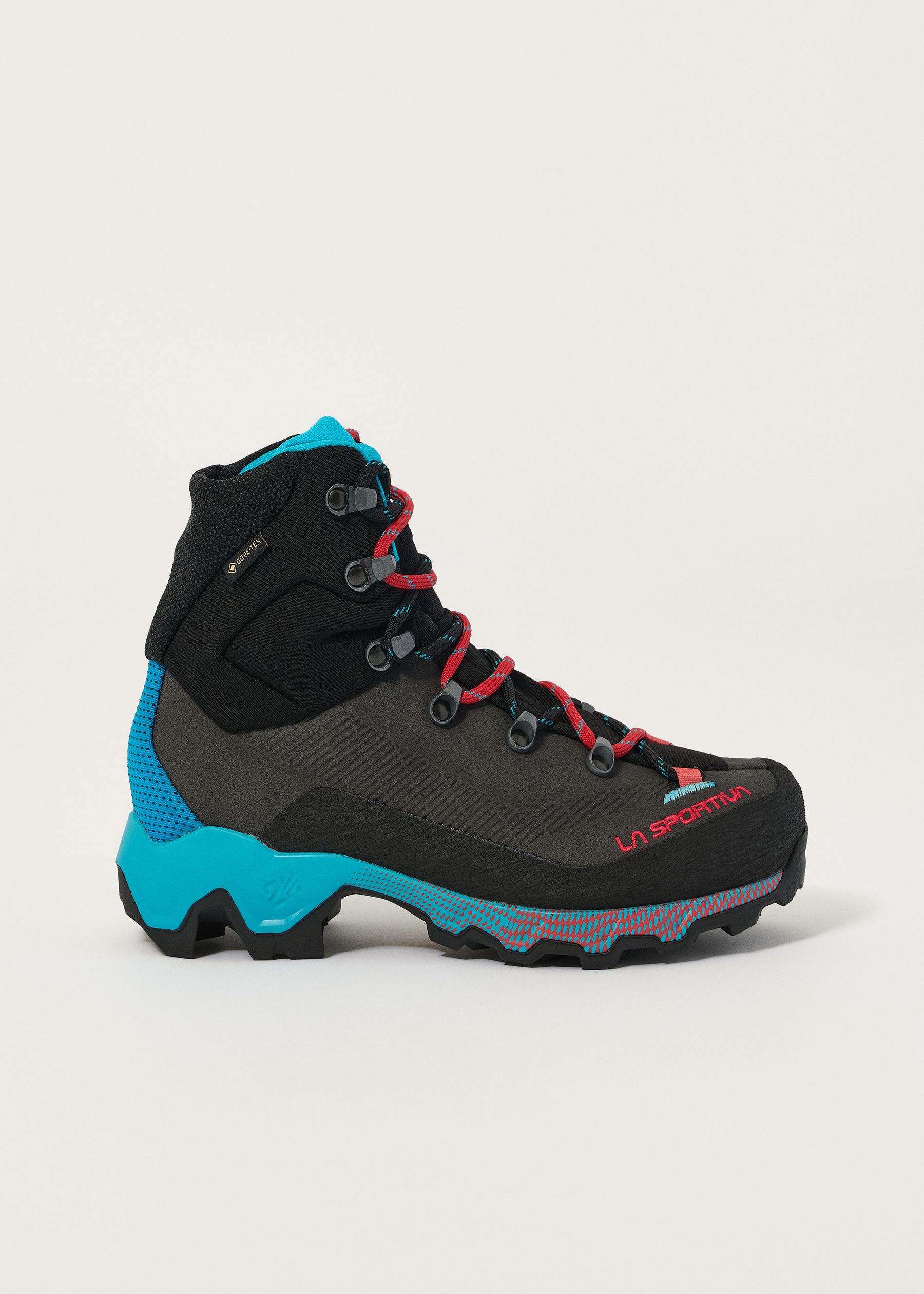Image - 1 - Aequilibrium Trek GORE-TEX Walking Boots
